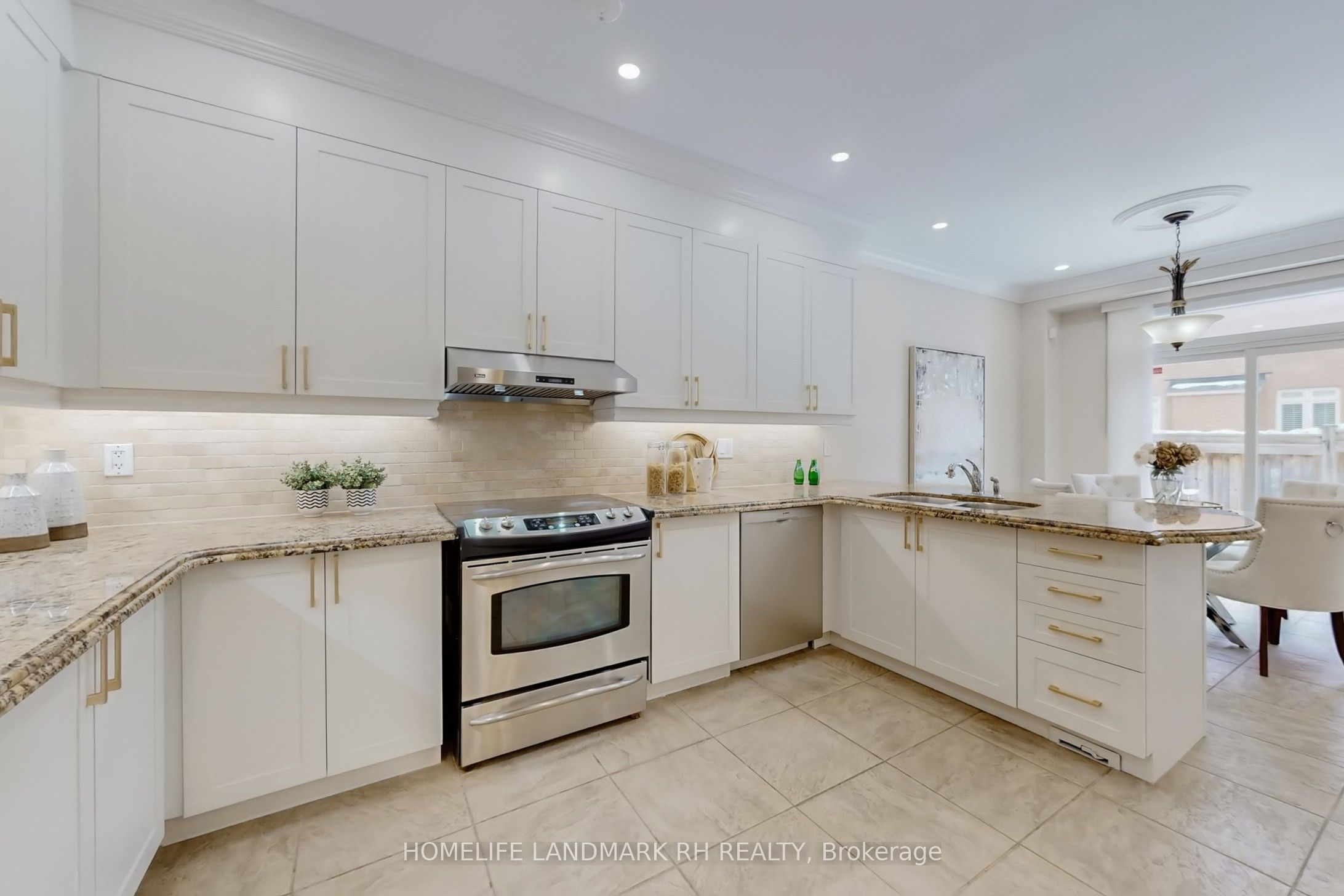 Photo 39 of 26 Jacobi Court, Vaughan, Patterson — HOMEH