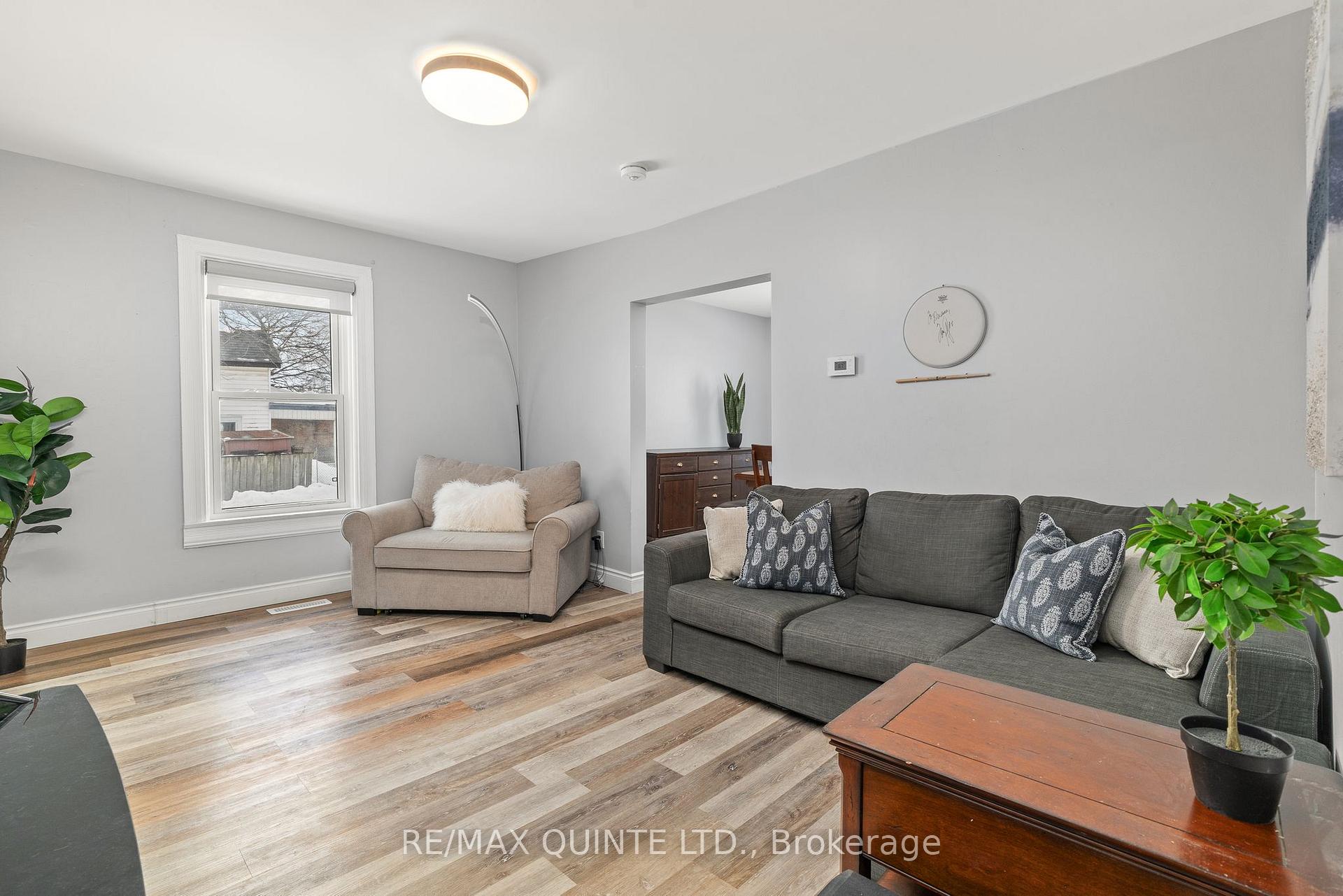 Photo 6 of 91 Chatham Street, Belleville, Belleville Ward — HOMEH