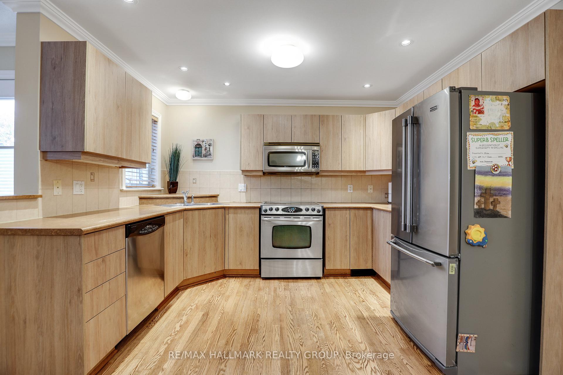 Photo 9 of 58 Selhurst Avenue, Ottawa, Barrhaven East — HOMEH