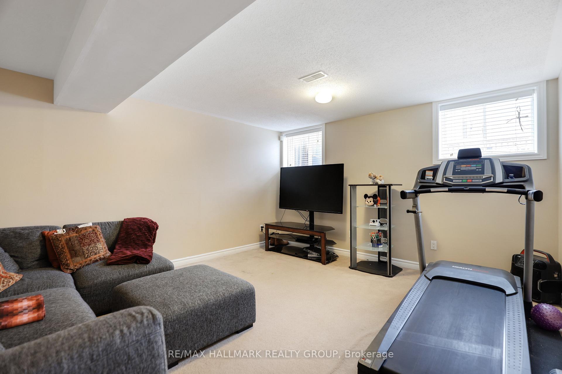 Photo 23 of 58 Selhurst Avenue, Ottawa, Barrhaven East — HOMEH