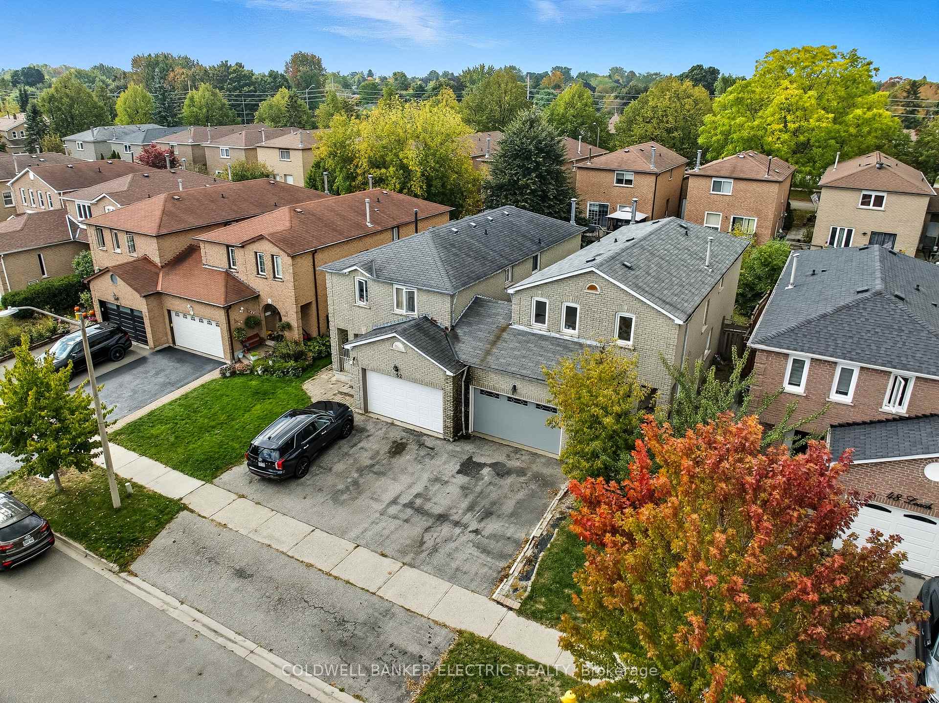 Photo 5 of 50 Leach Drive, Ajax, South East — HOMEH