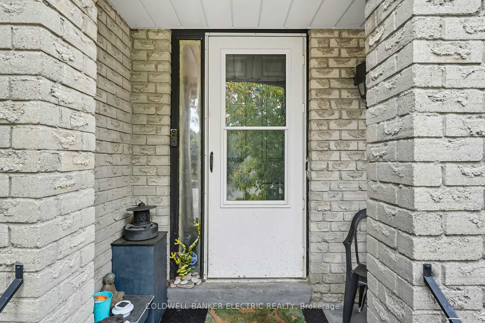 Photo 7 of 50 Leach Drive, Ajax, South East — HOMEH