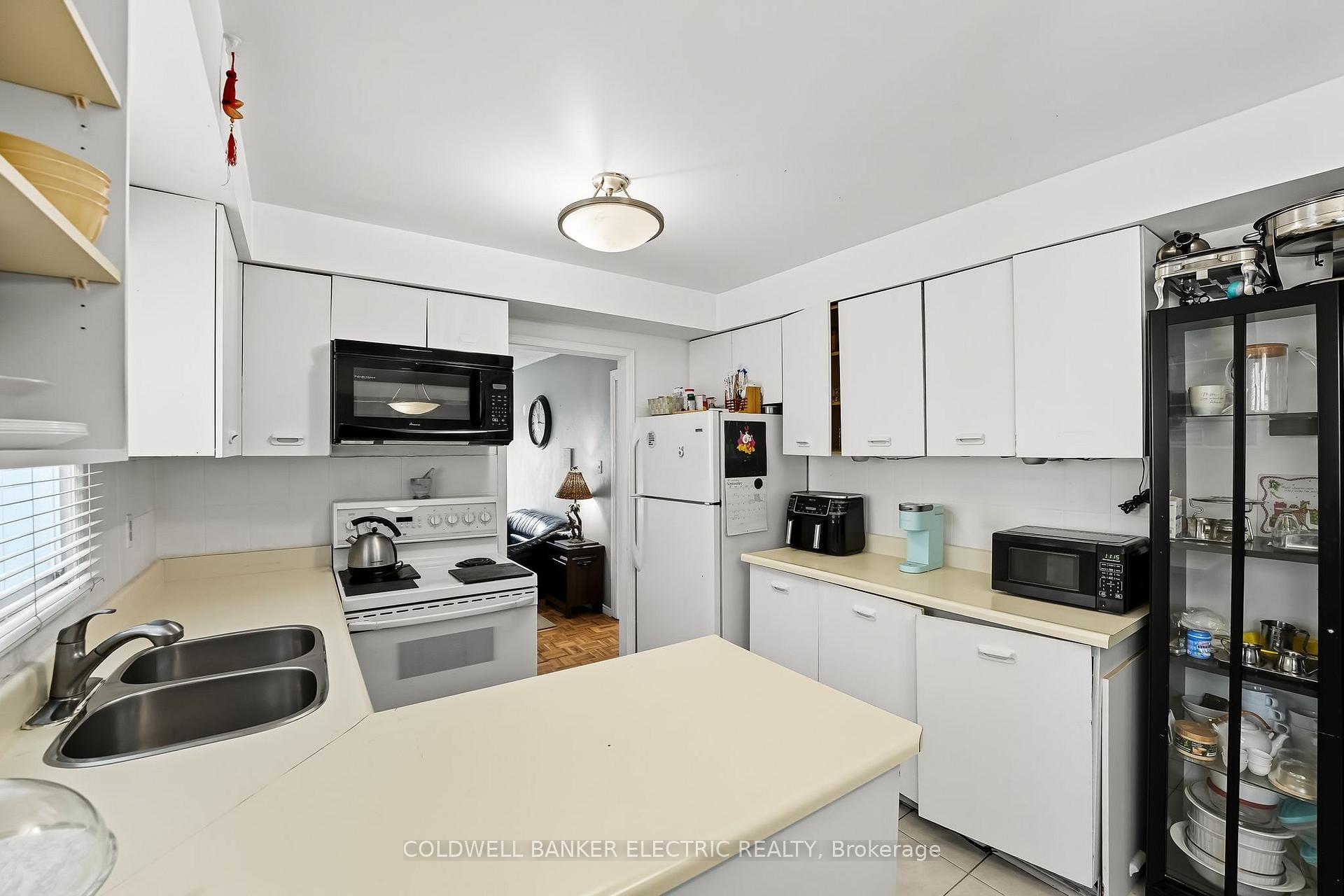 Photo 20 of 50 Leach Drive, Ajax, South East — HOMEH
