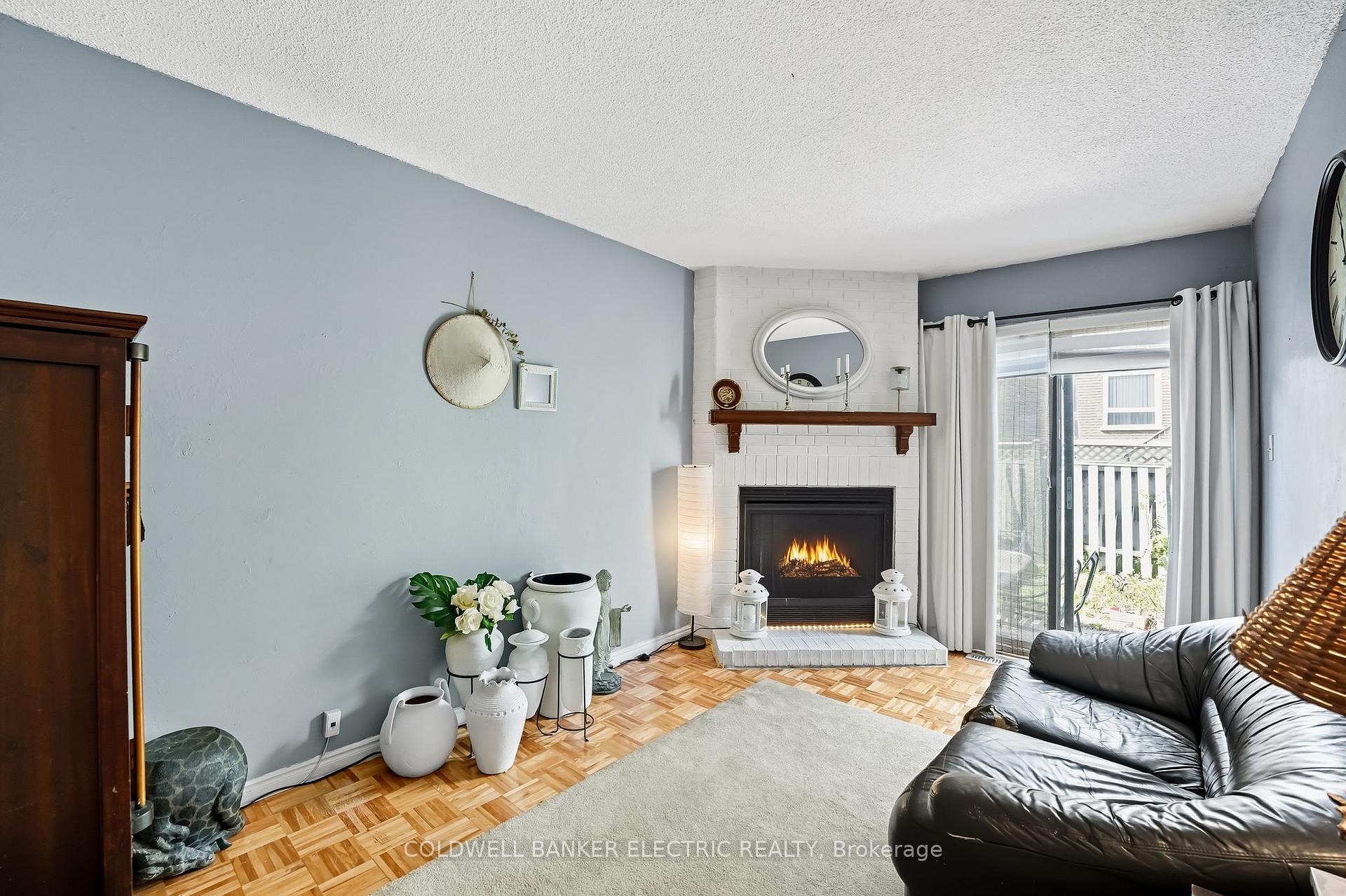 Photo 26 of 50 Leach Drive, Ajax, South East — HOMEH