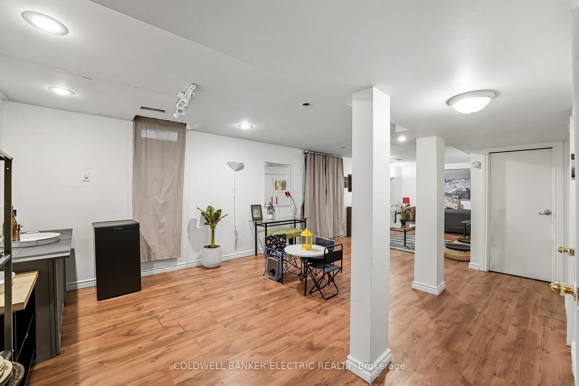 Photo 37 of 50 Leach Drive, Ajax, South East — HOMEH