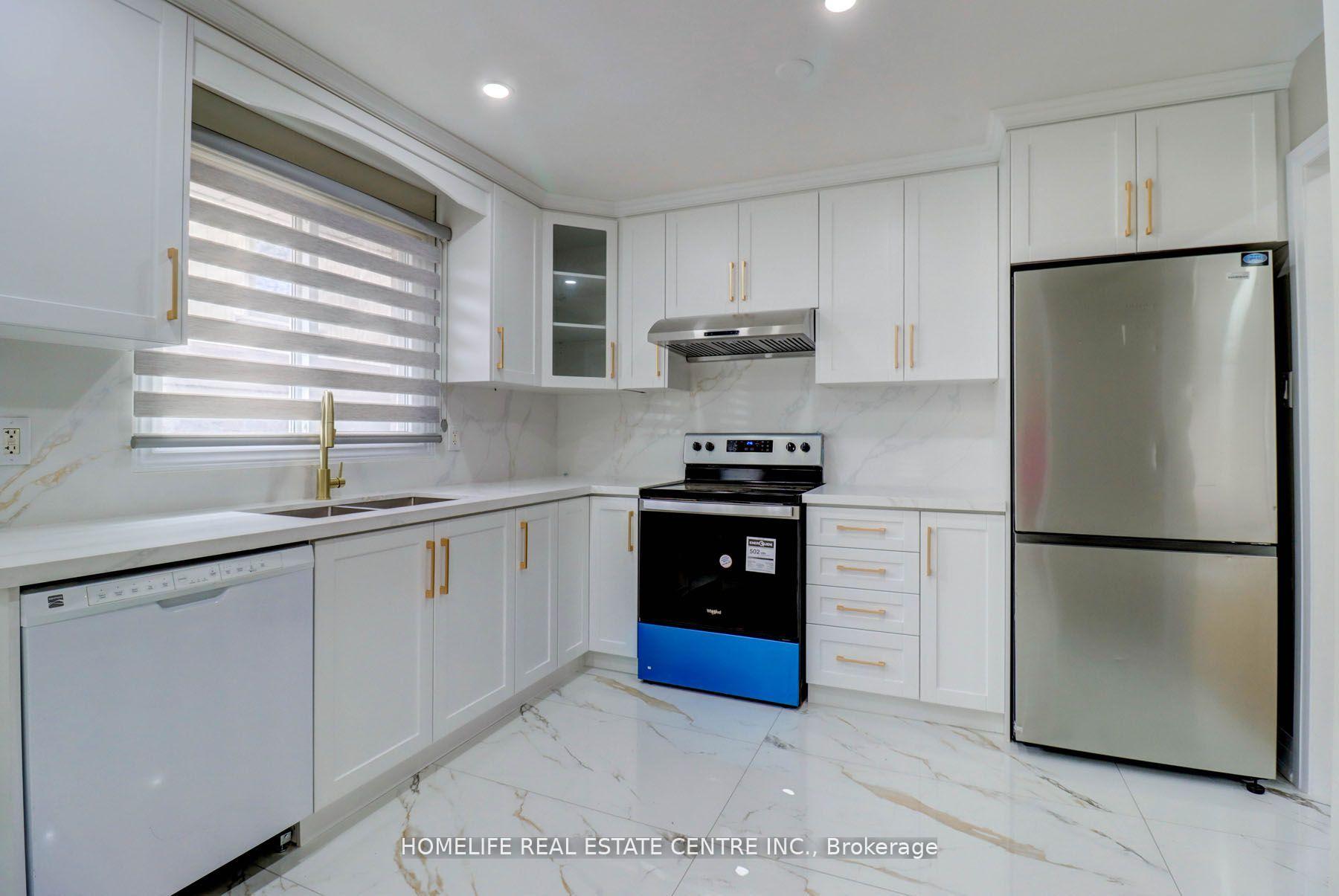 Photo 11 of 240 Bayfield Street, Barrie, Queen's Park — HOMEH