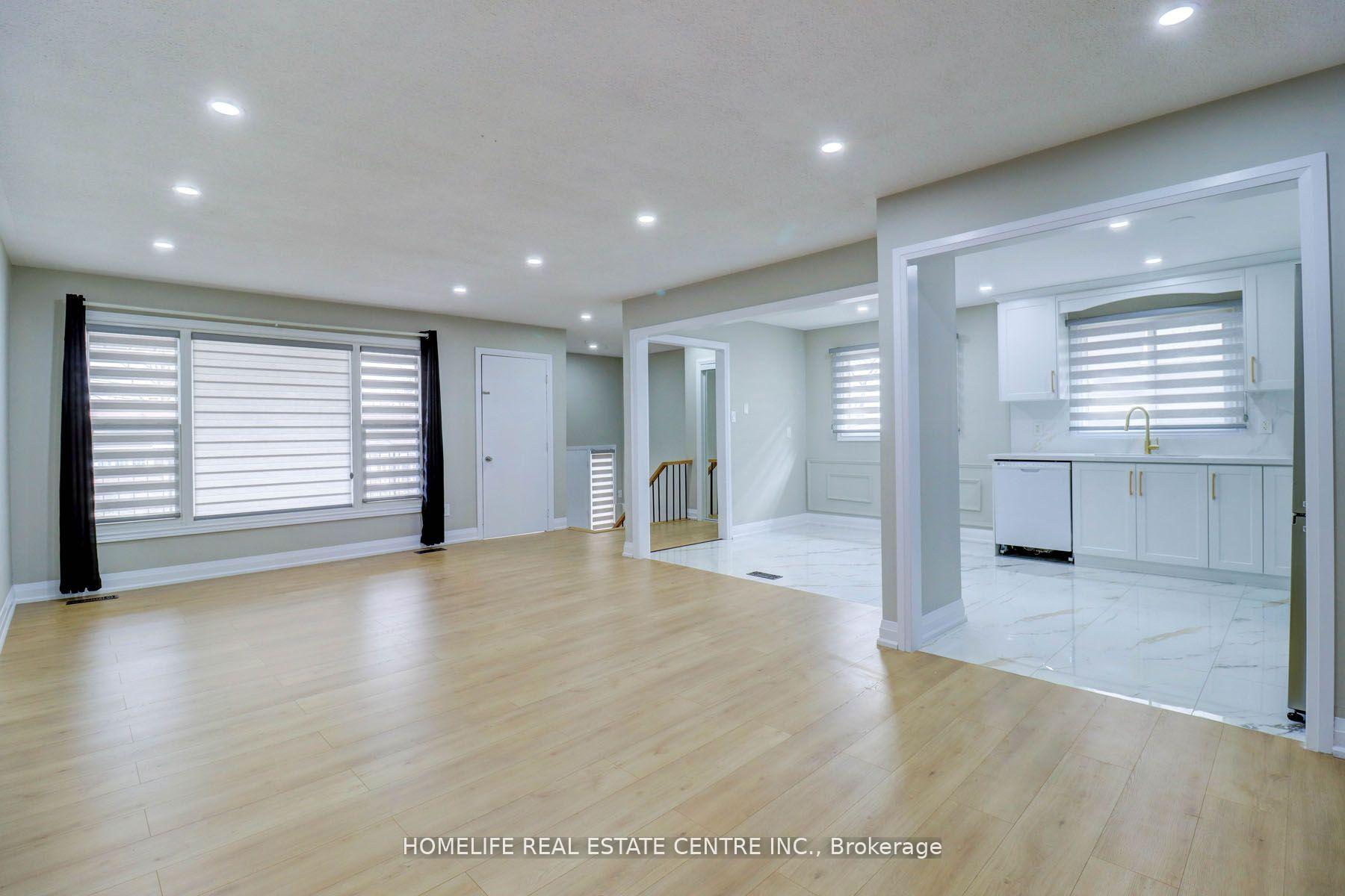 Photo 12 of 240 Bayfield Street, Barrie, Queen's Park — HOMEH