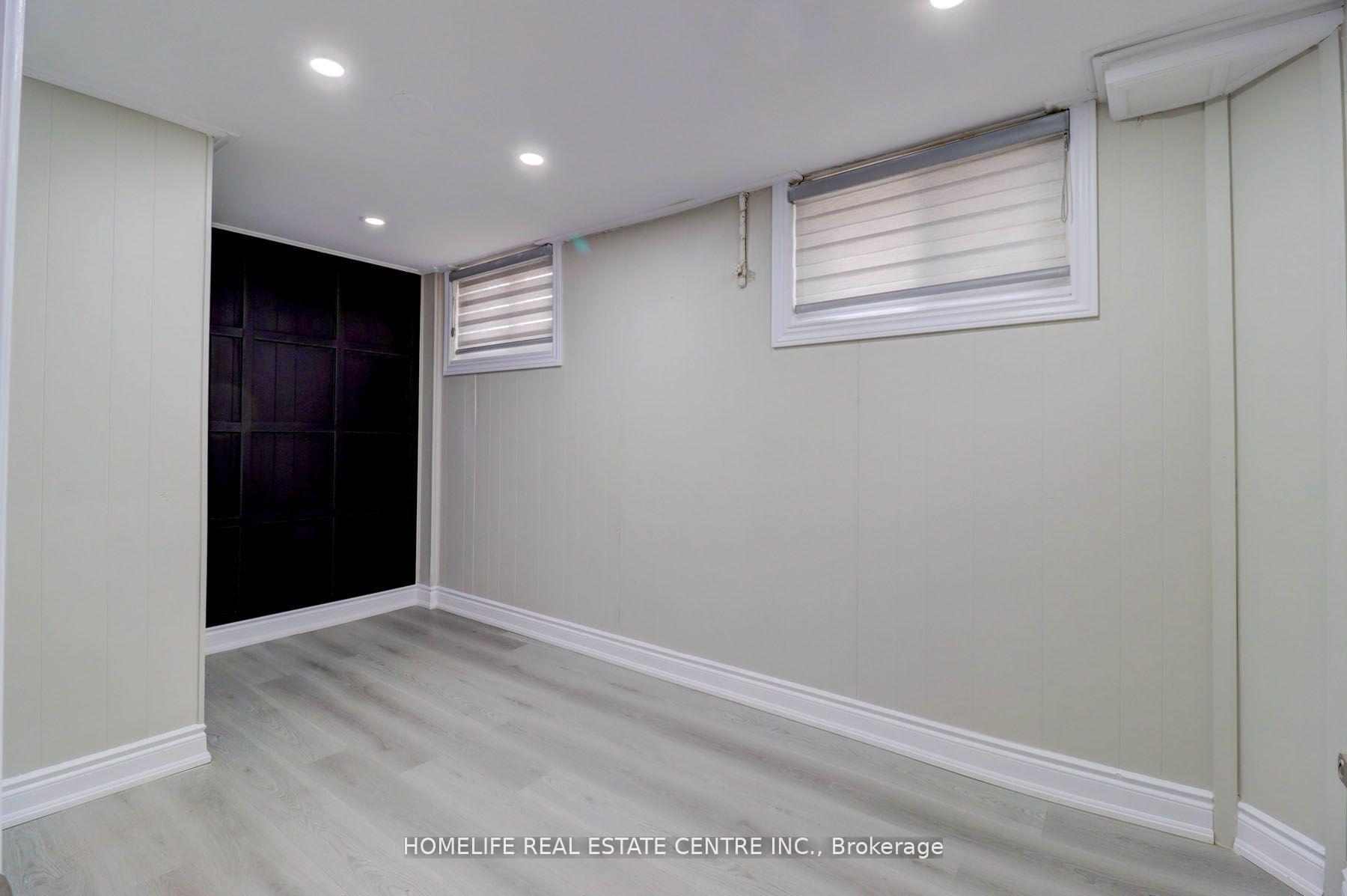 Photo 30 of 240 Bayfield Street, Barrie, Queen's Park — HOMEH