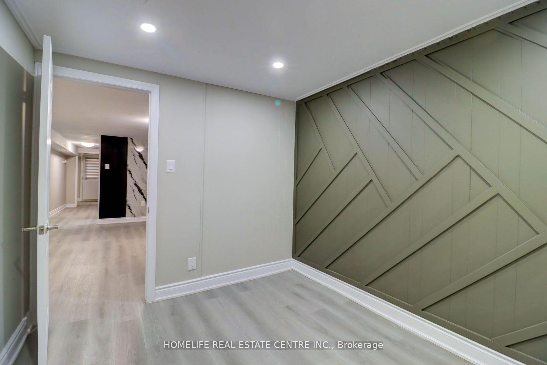 Photo 40 of 240 Bayfield Street, Barrie, Queen's Park — HOMEH