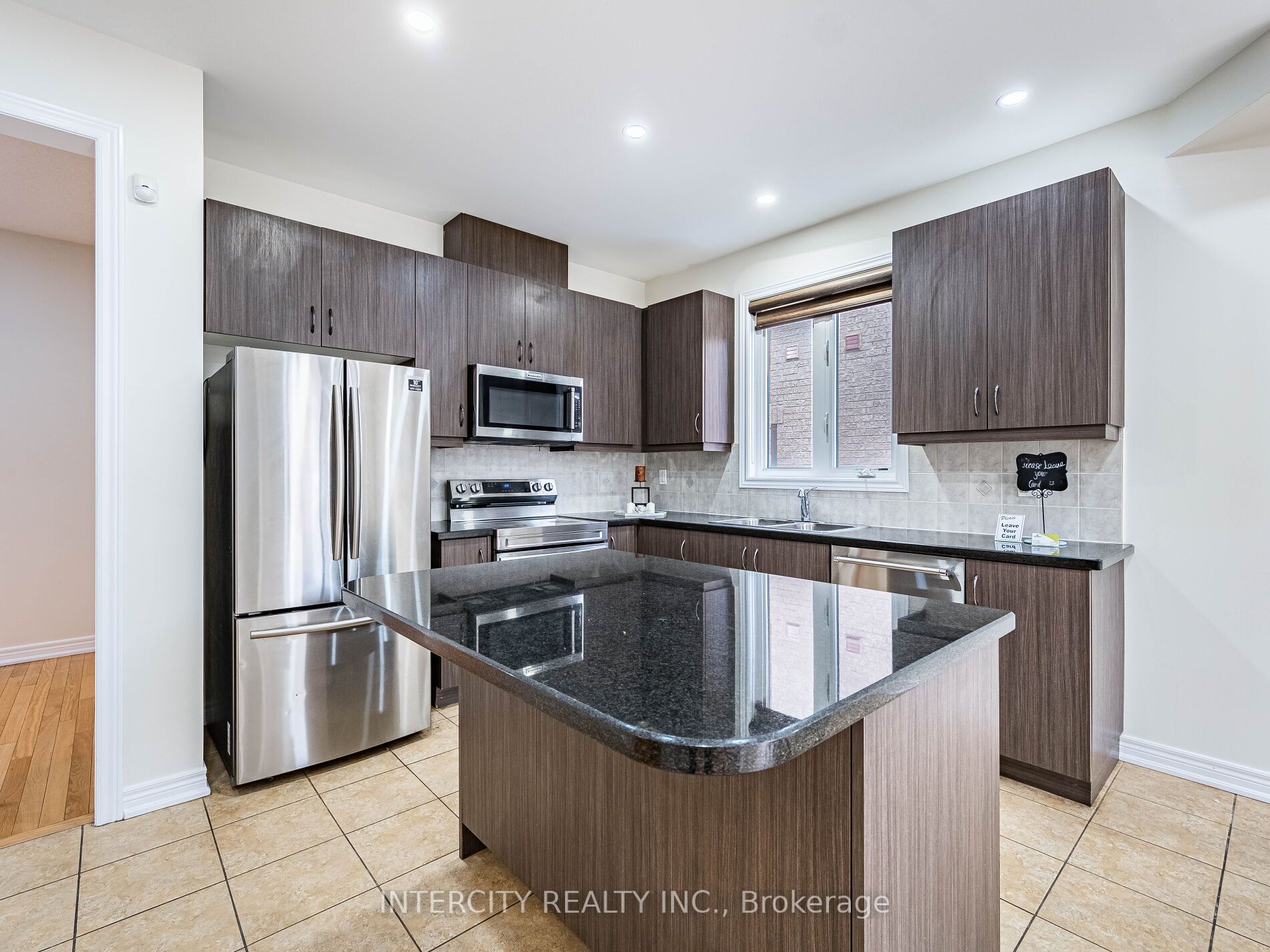 Photo 60 of 27 Exton Road, Brampton, Credit Valley — HOMEH