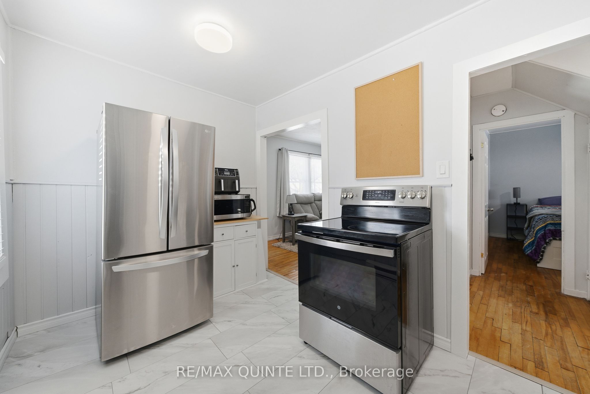 Photo 44 of 35 Kerr Crescent, Quinte West, Trenton Ward — HOMEH