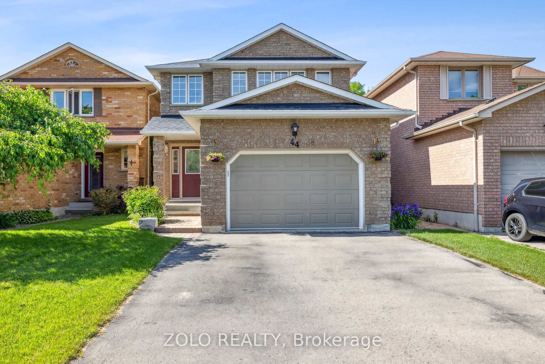 Photo 1 of 44 Stagemaster Crescent, Clarington, Courtice — HOMEH