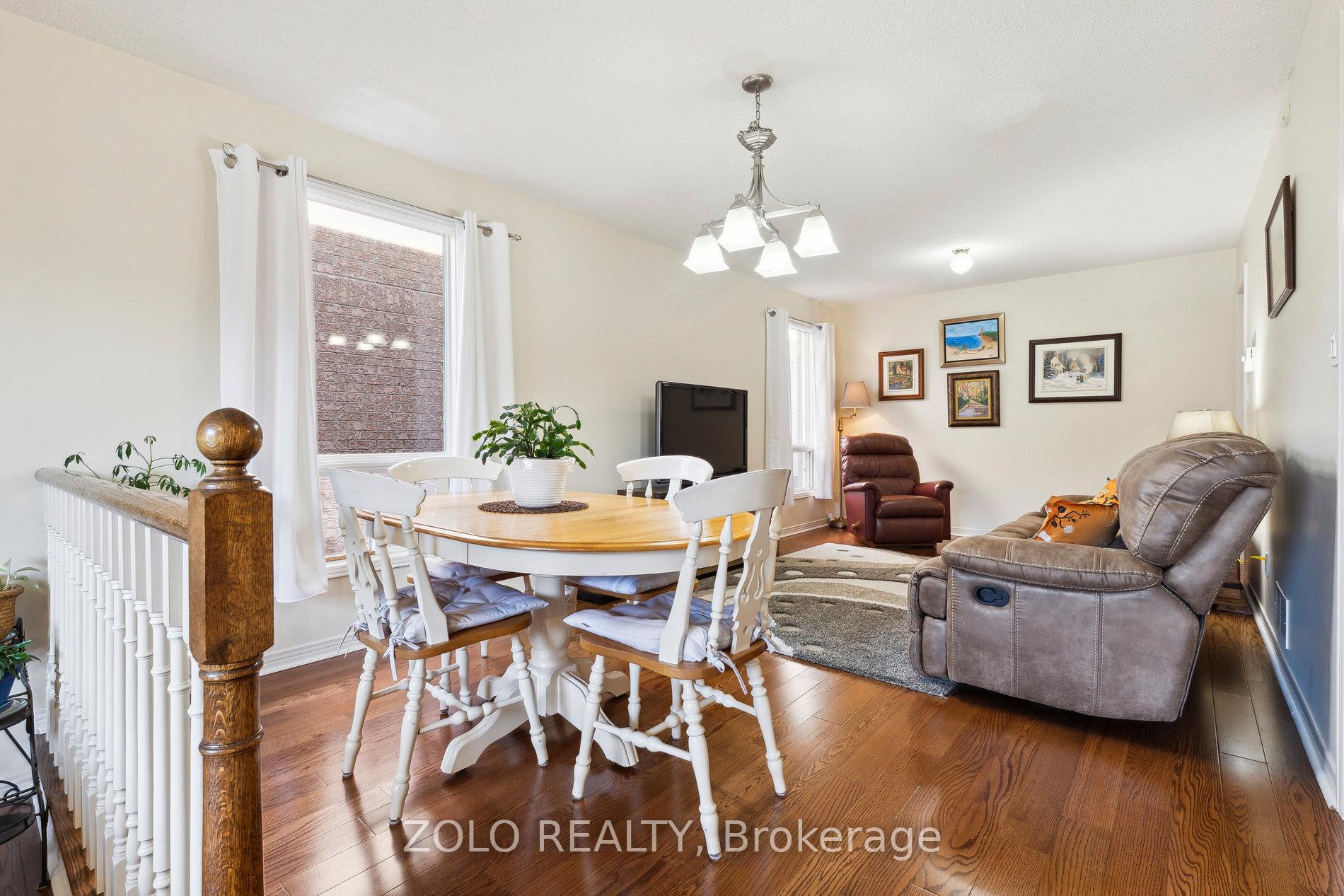 Photo 12 of 44 Stagemaster Crescent, Clarington, Courtice — HOMEH