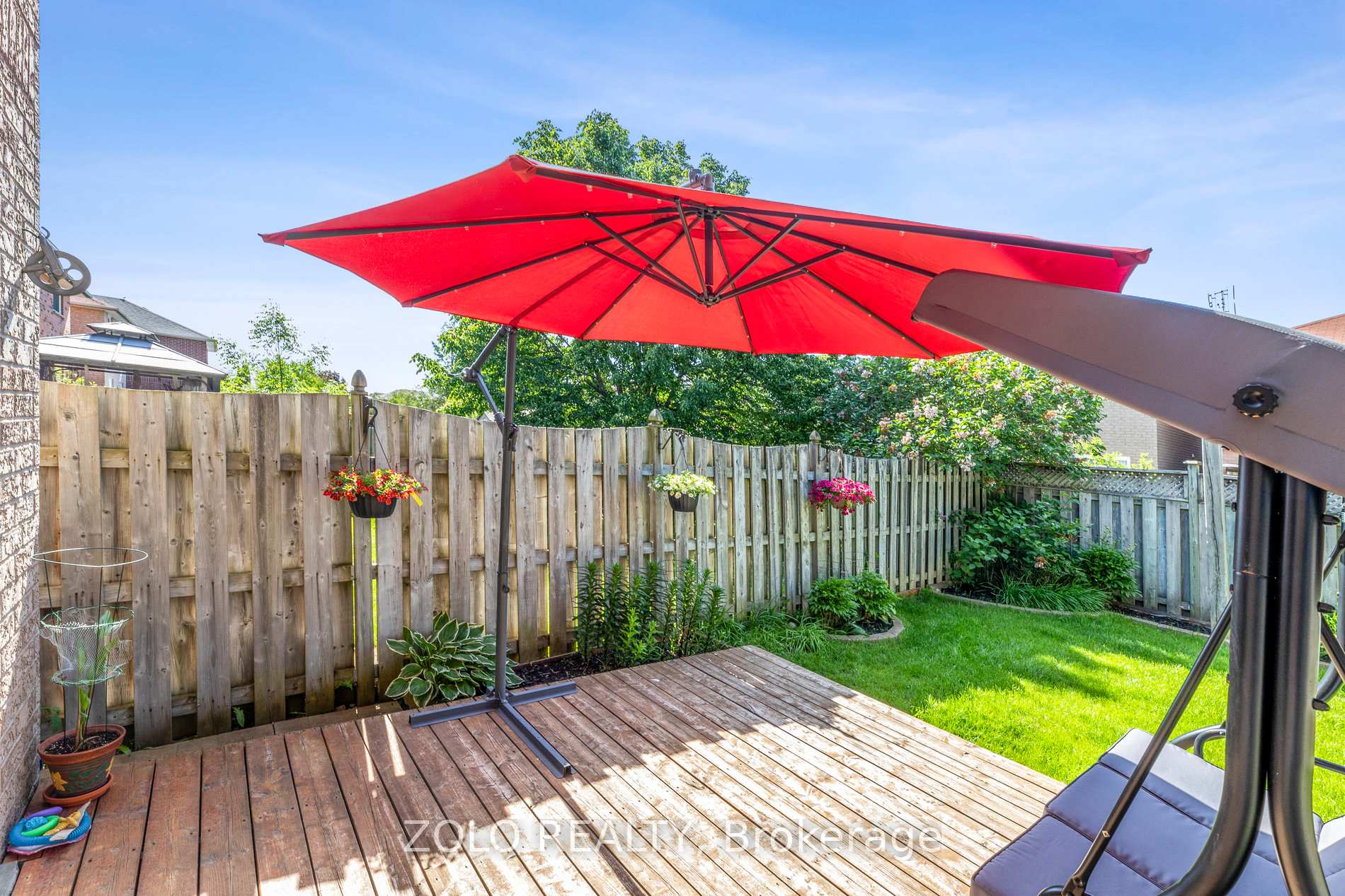 Photo 35 of 44 Stagemaster Crescent, Clarington, Courtice — HOMEH