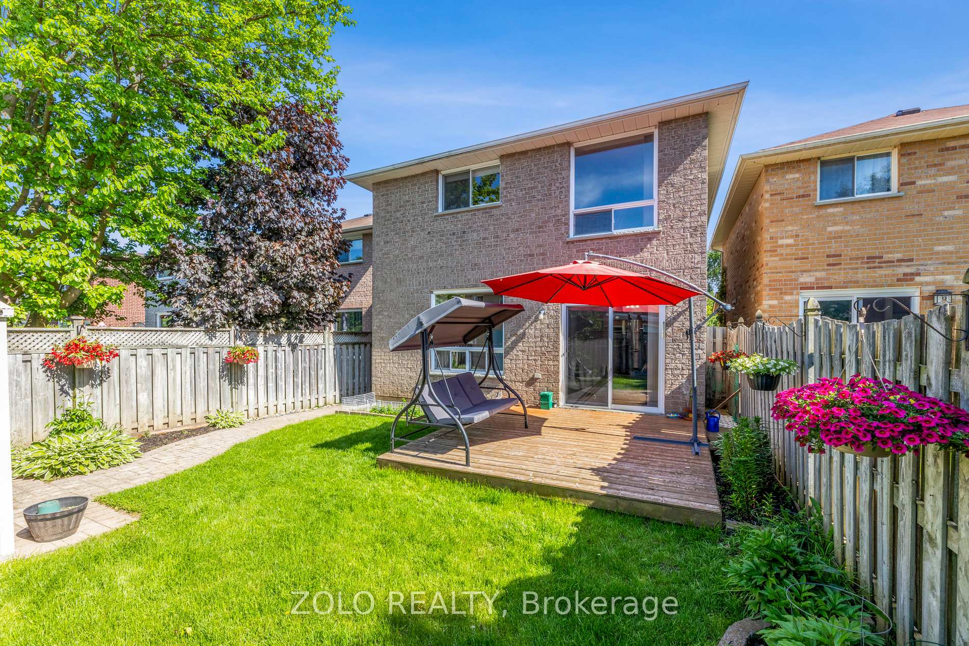 Photo 39 of 44 Stagemaster Crescent, Clarington, Courtice — HOMEH
