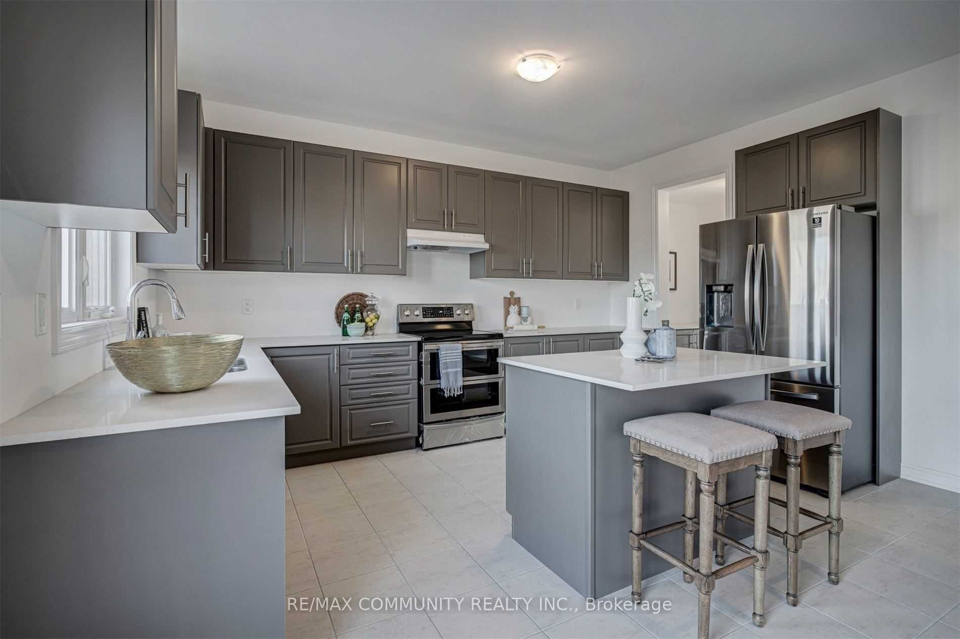 Photo 47 of 3 Butcher Street, Brock, Beaverton — HOMEH