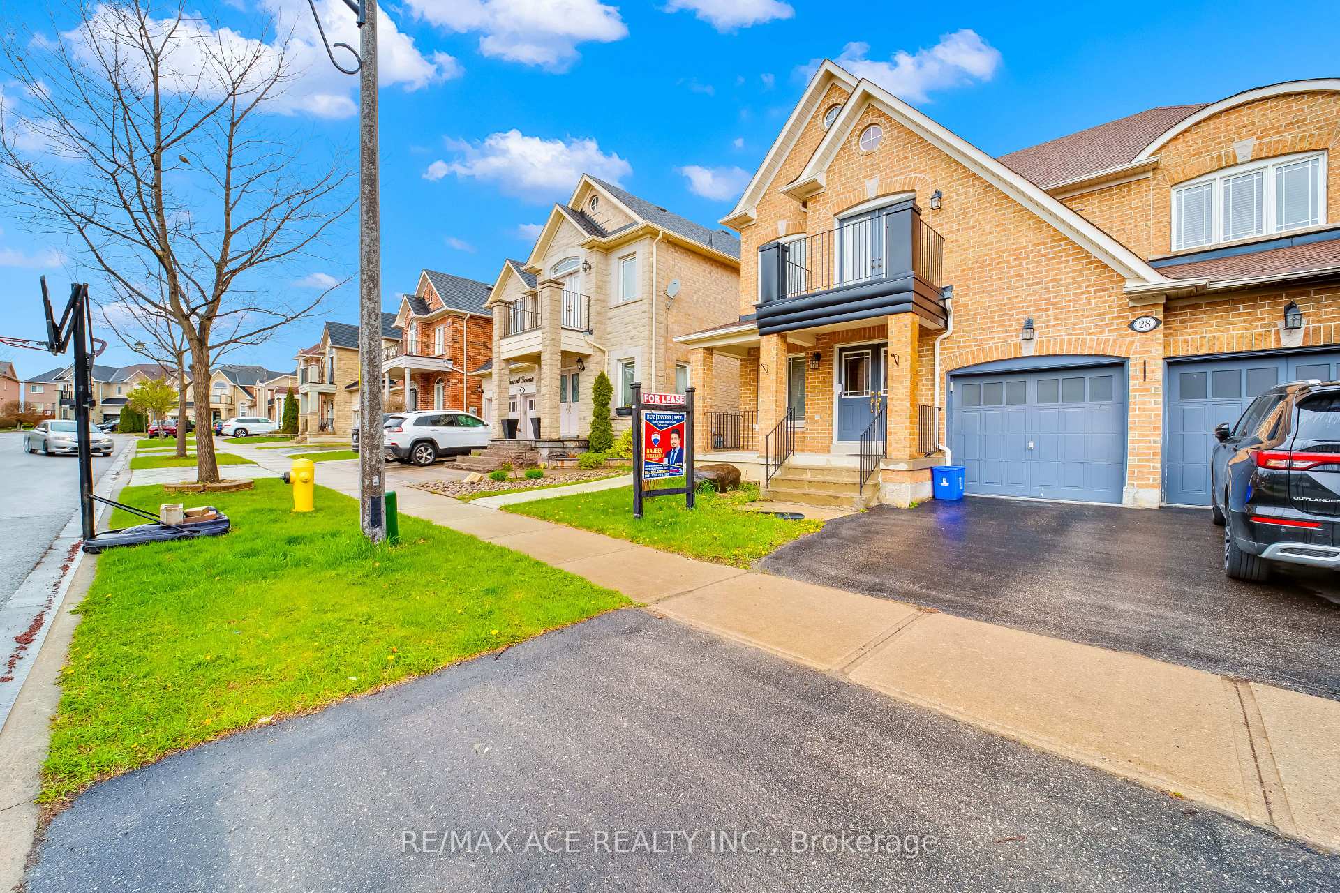 Photo 2 of Unit MAIN, 28 Cantwell Crescent, Ajax, Northeast Ajax — HOMEH