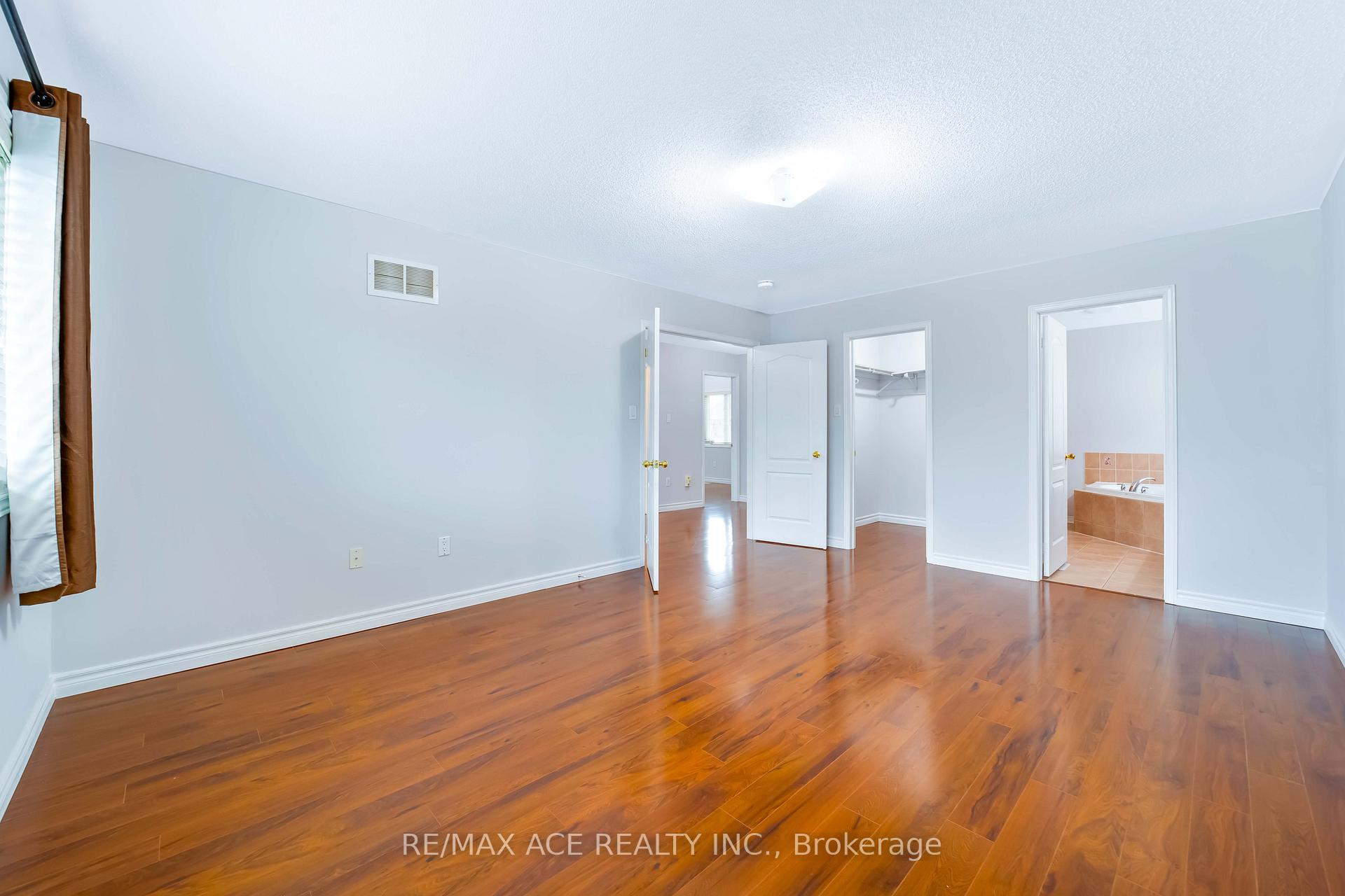 Photo 17 of Unit MAIN, 28 Cantwell Crescent, Ajax, Northeast Ajax — HOMEH