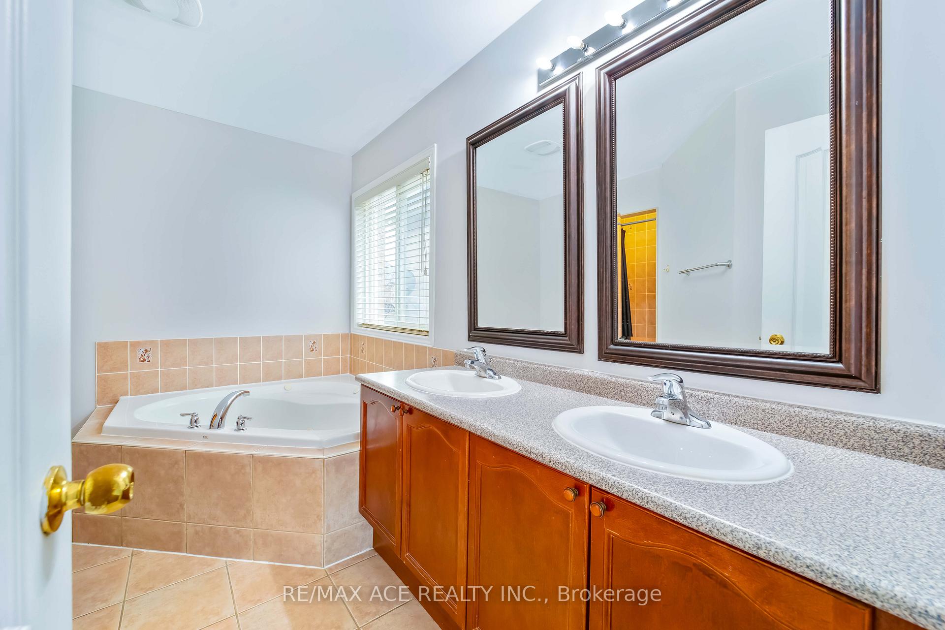 Photo 23 of Unit MAIN, 28 Cantwell Crescent, Ajax, Northeast Ajax — HOMEH