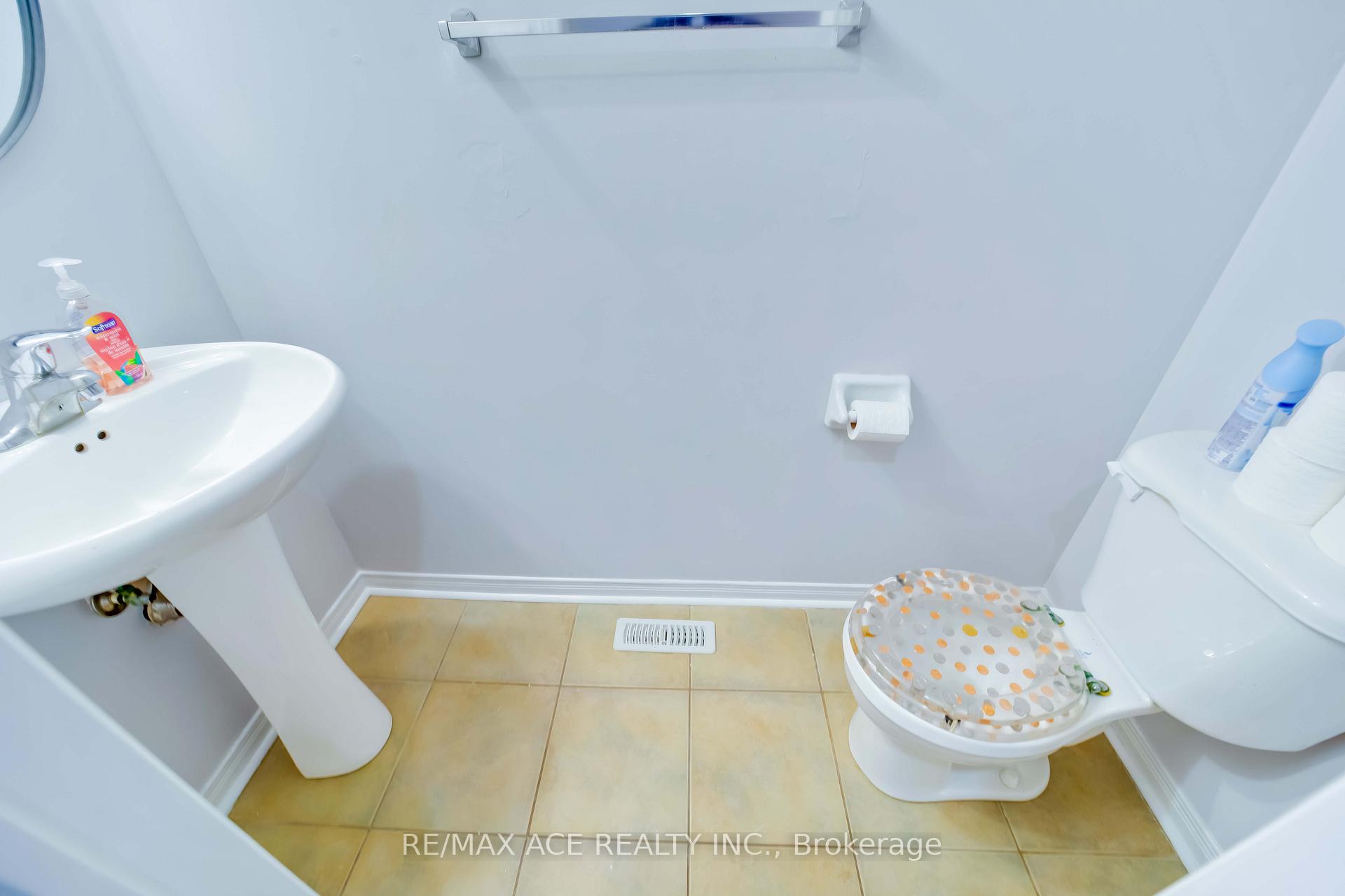 Photo 31 of Unit MAIN, 28 Cantwell Crescent, Ajax, Northeast Ajax — HOMEH