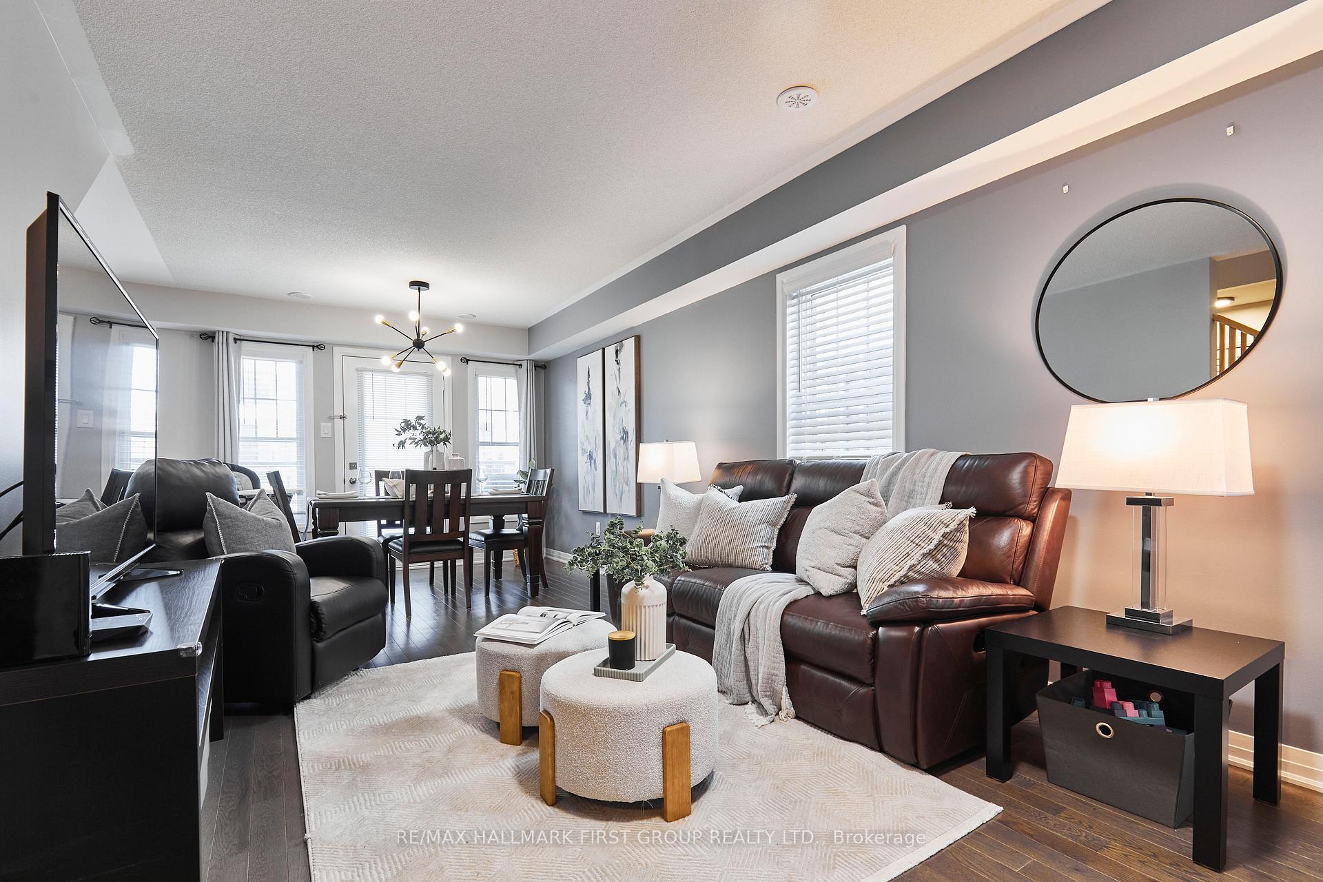 Photo 7 of 241 Lord Elgin Lane, Clarington, Bowmanville — HOMEH