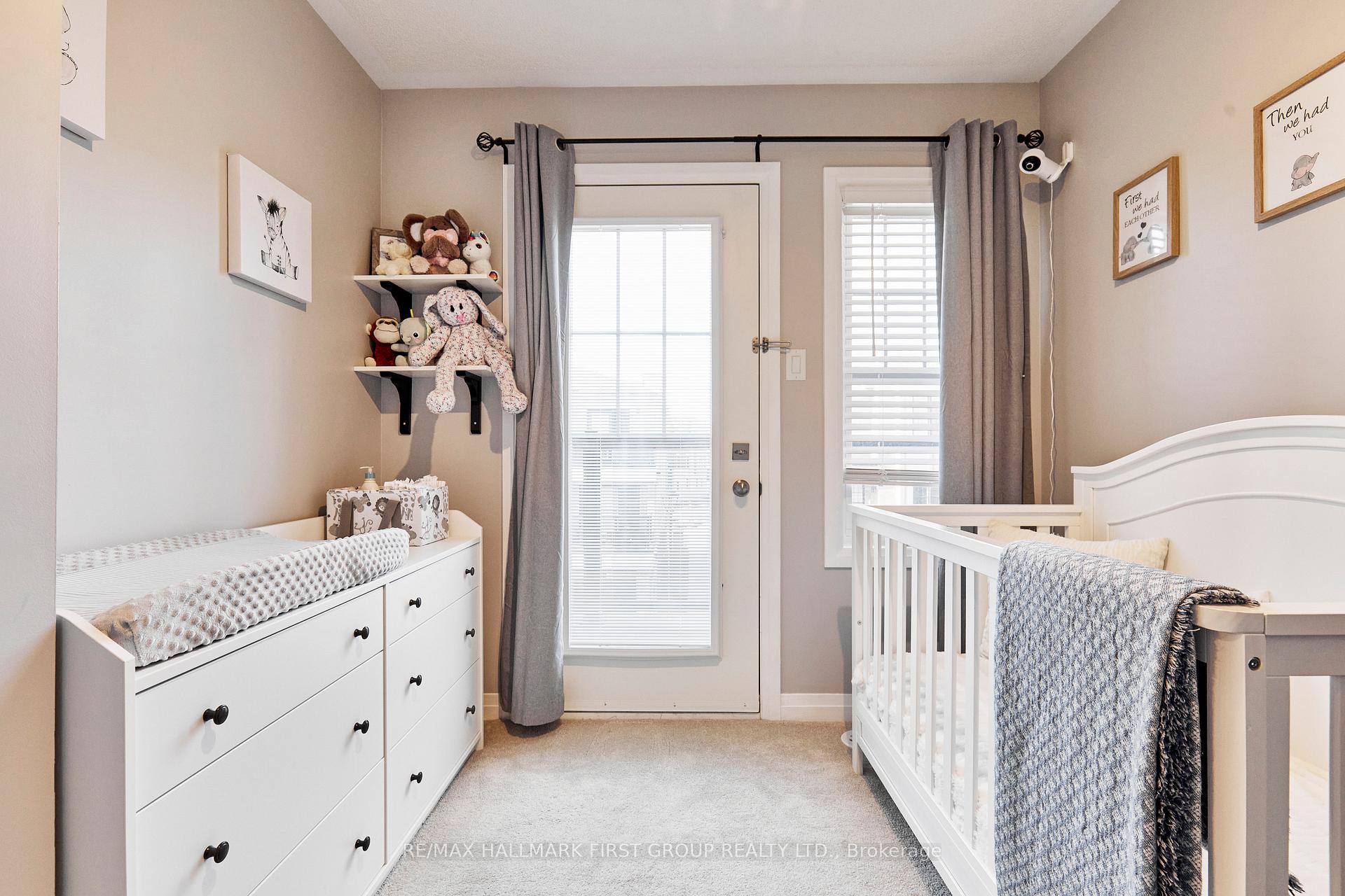 Photo 22 of 241 Lord Elgin Lane, Clarington, Bowmanville — HOMEH