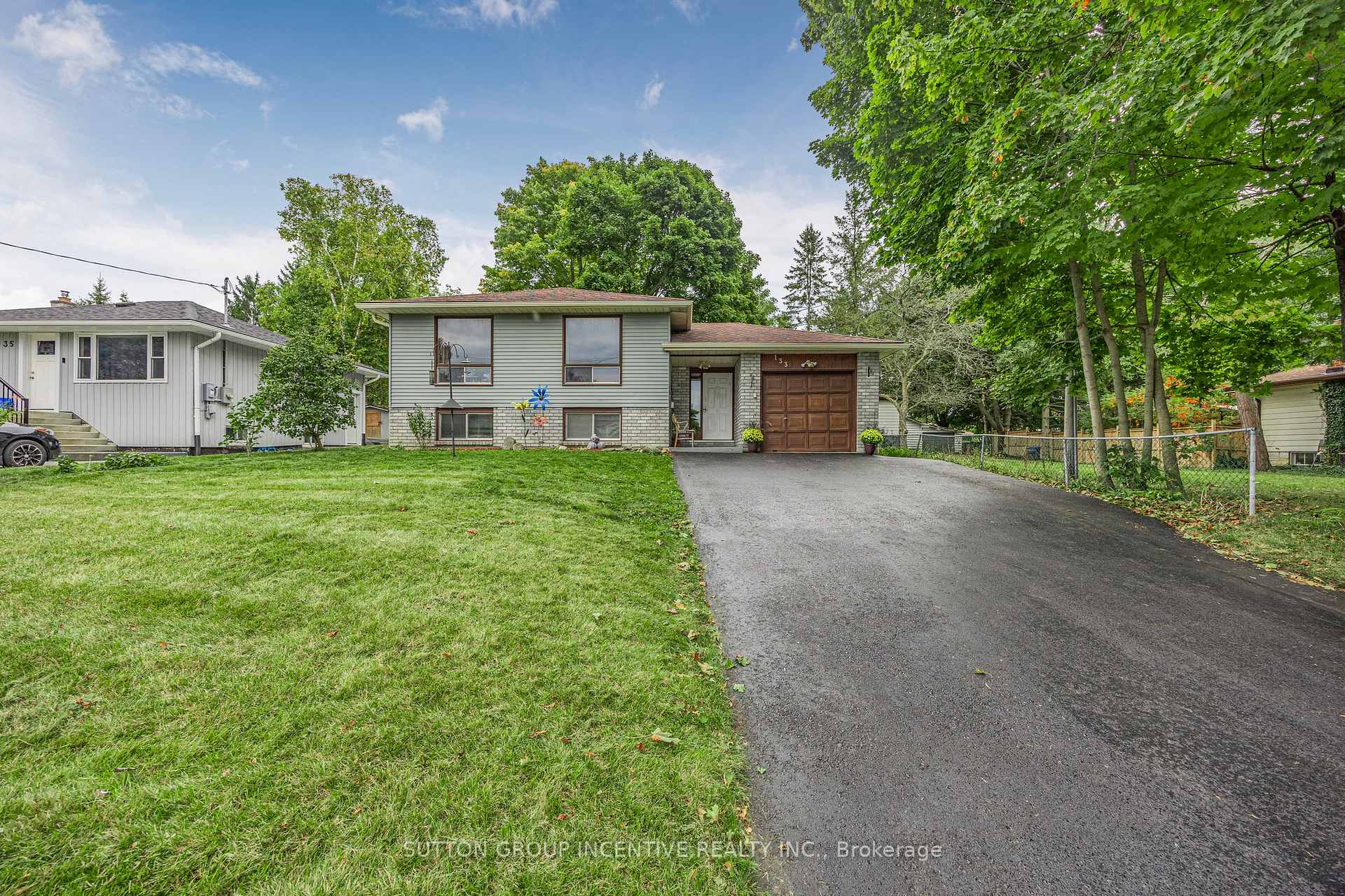 Photo 1 of 133 Gunn Street, Barrie, Wellington — HOMEH