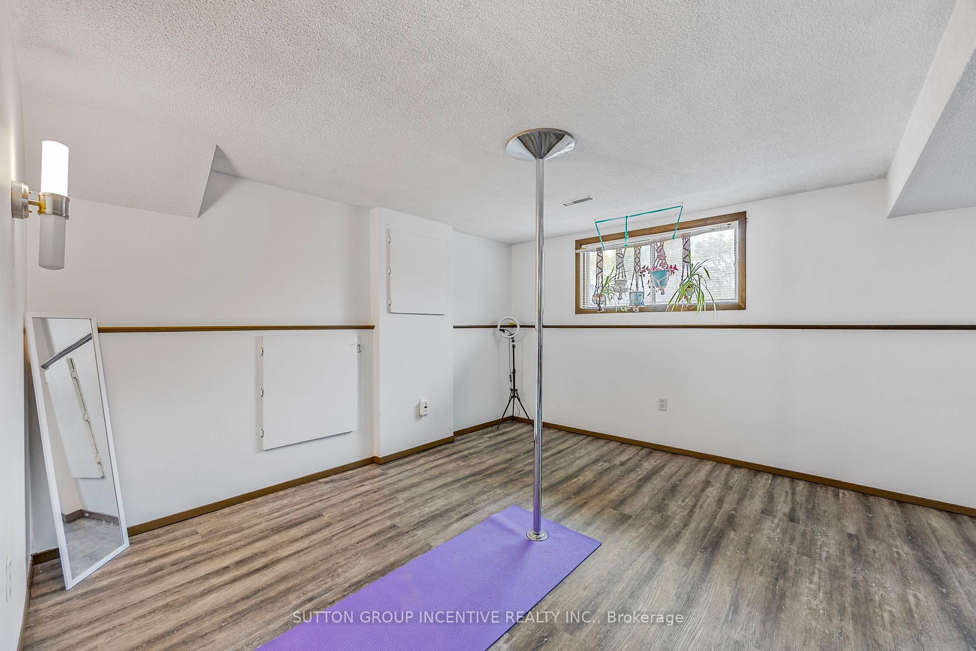 Photo 26 of 133 Gunn Street, Barrie, Wellington — HOMEH