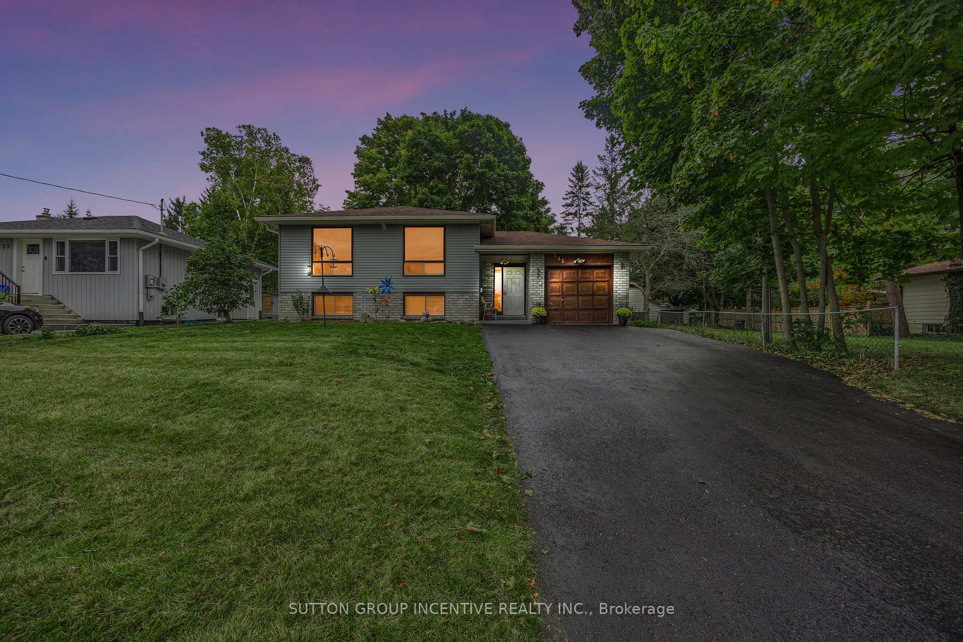 Photo 32 of 133 Gunn Street, Barrie, Wellington — HOMEH