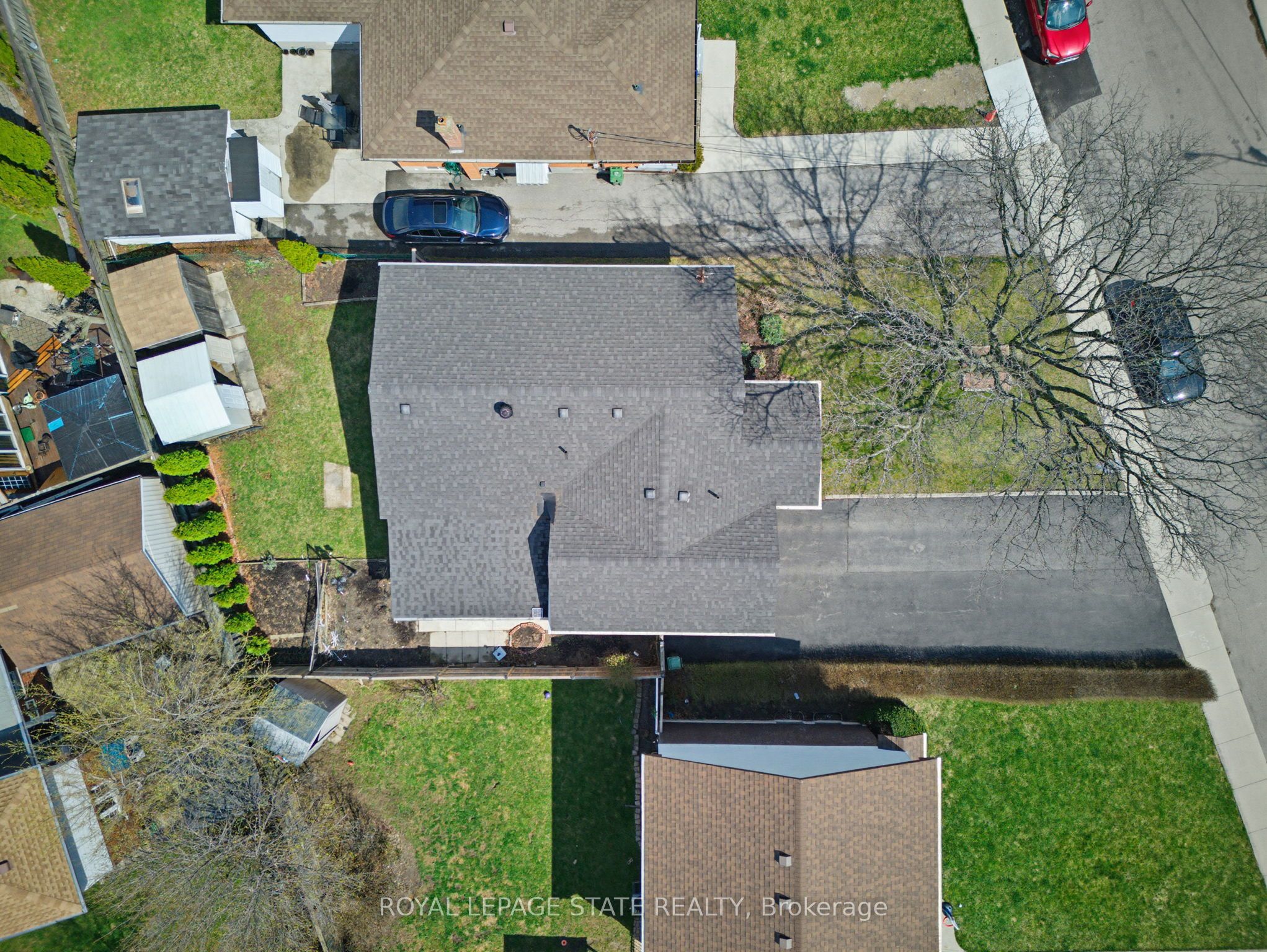 Photo 41 of 157 Hoover Crescent, Hamilton, Balfour — HOMEH