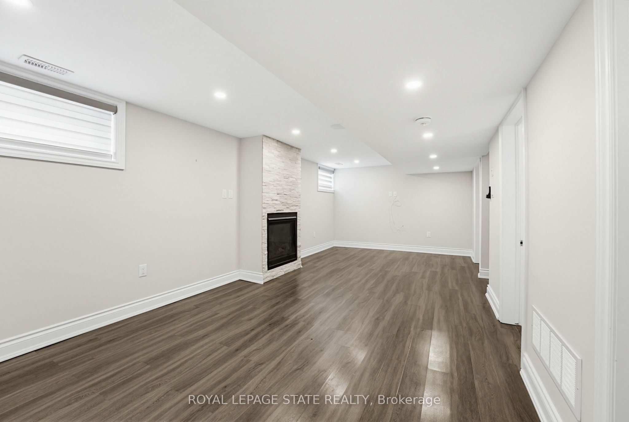 Photo 66 of 157 Hoover Crescent, Hamilton, Balfour — HOMEH