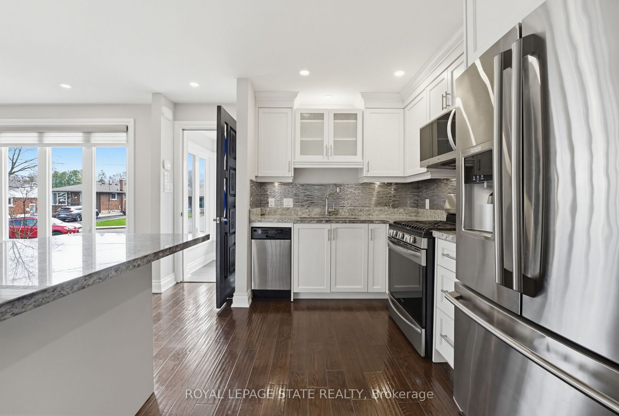 Photo 54 of 157 Hoover Crescent, Hamilton, Balfour — HOMEH