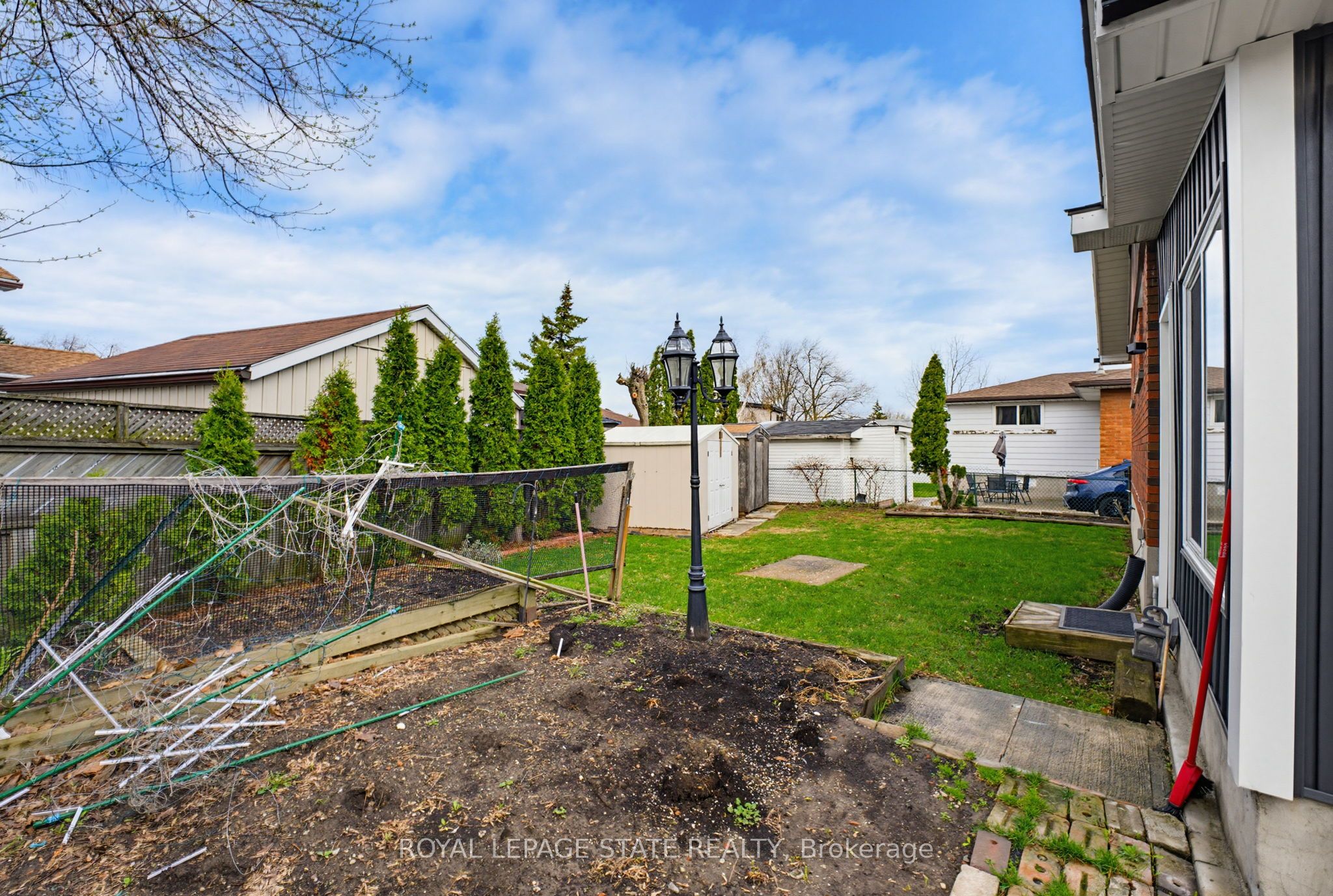 Photo 76 of 157 Hoover Crescent, Hamilton, Balfour — HOMEH