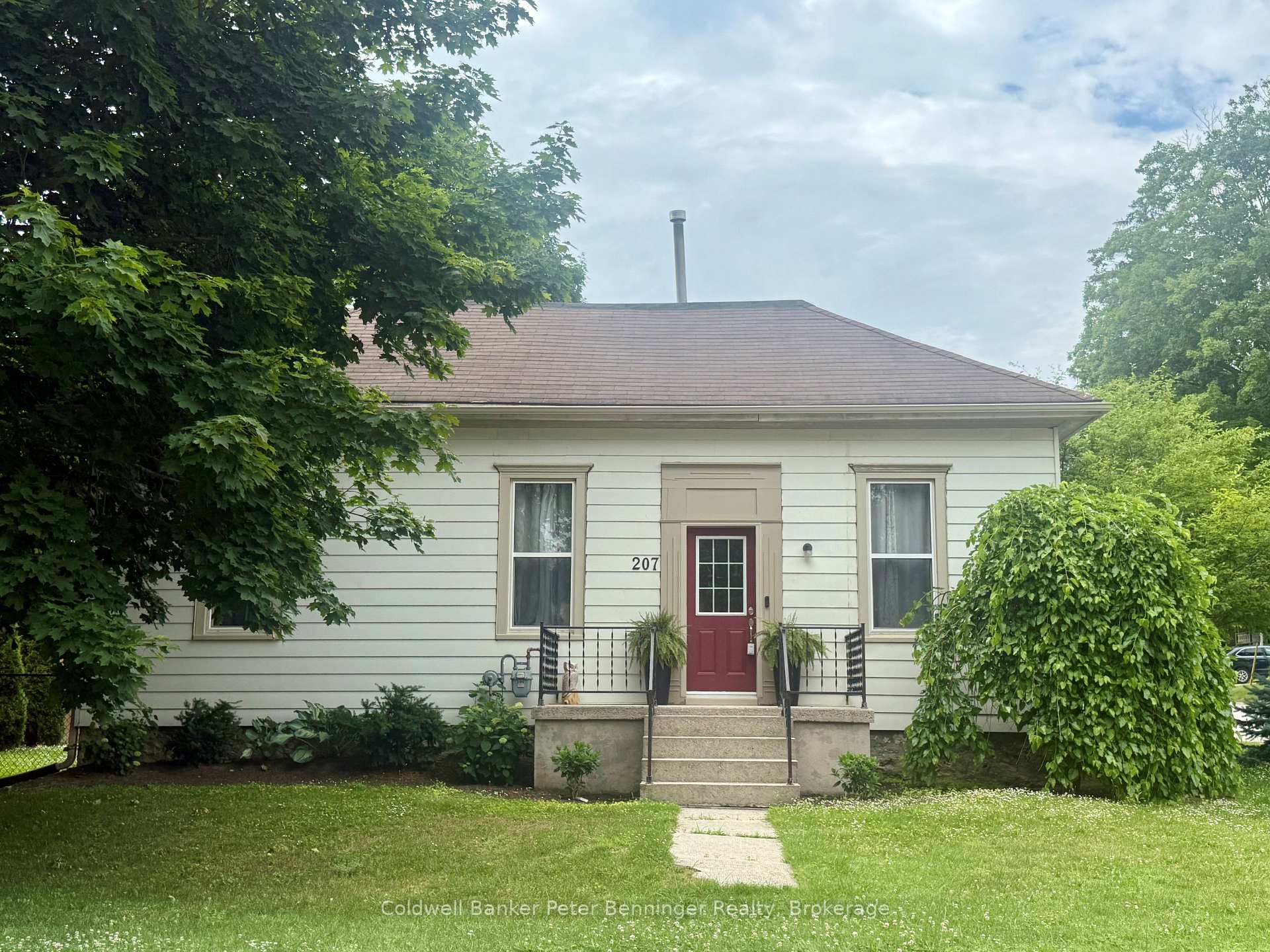 Photo 2 of 207 Joseph Street, Brockton — HOMEH