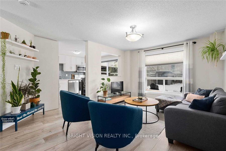 Photo 9 of 75 Larkin Drive, Barrie, 400 North — HOMEH