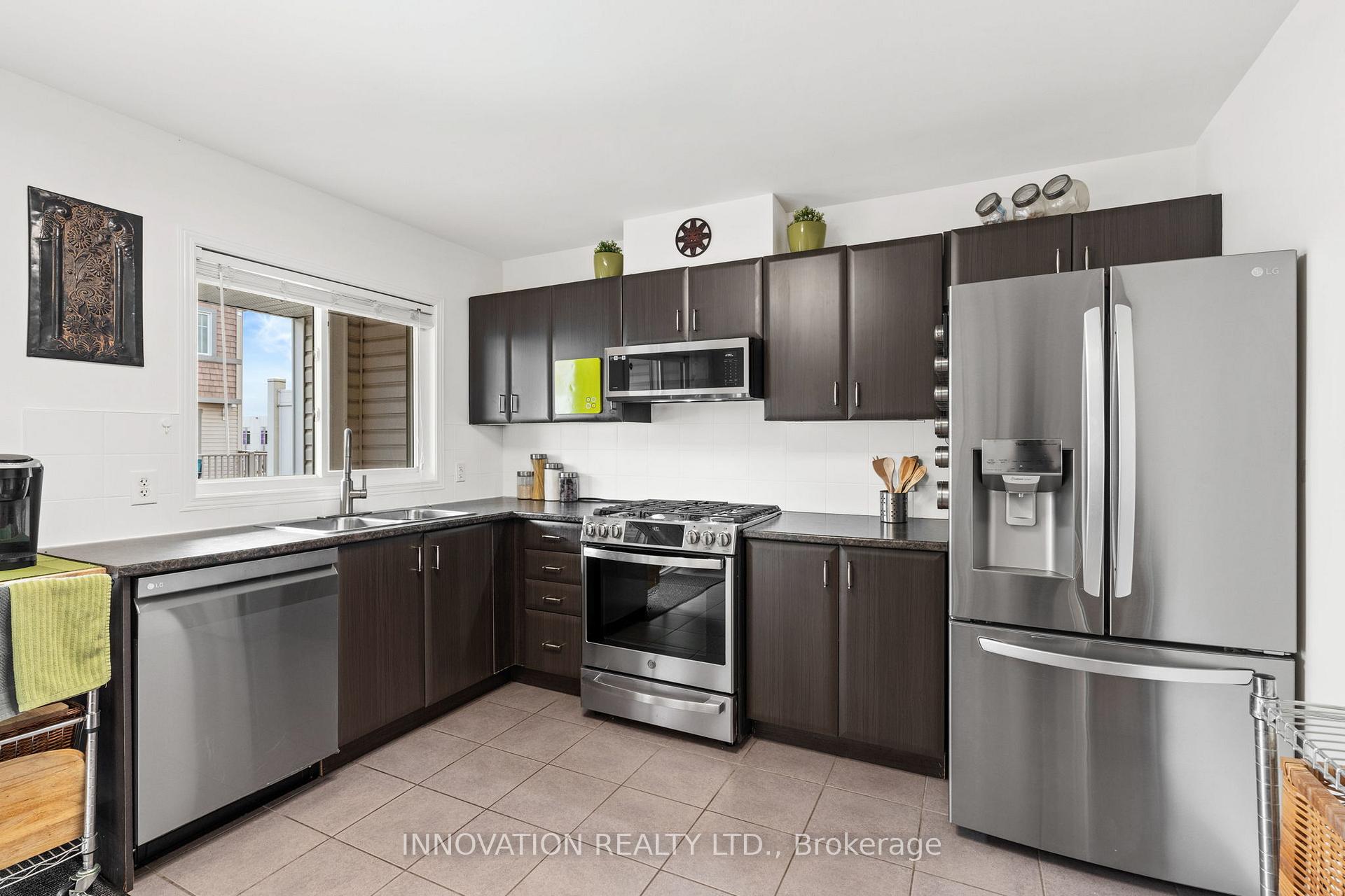 Photo 10 of Unit B, 3502 River Run Avenue, Ottawa, Barrhaven - Half Moon Bay — HOMEH