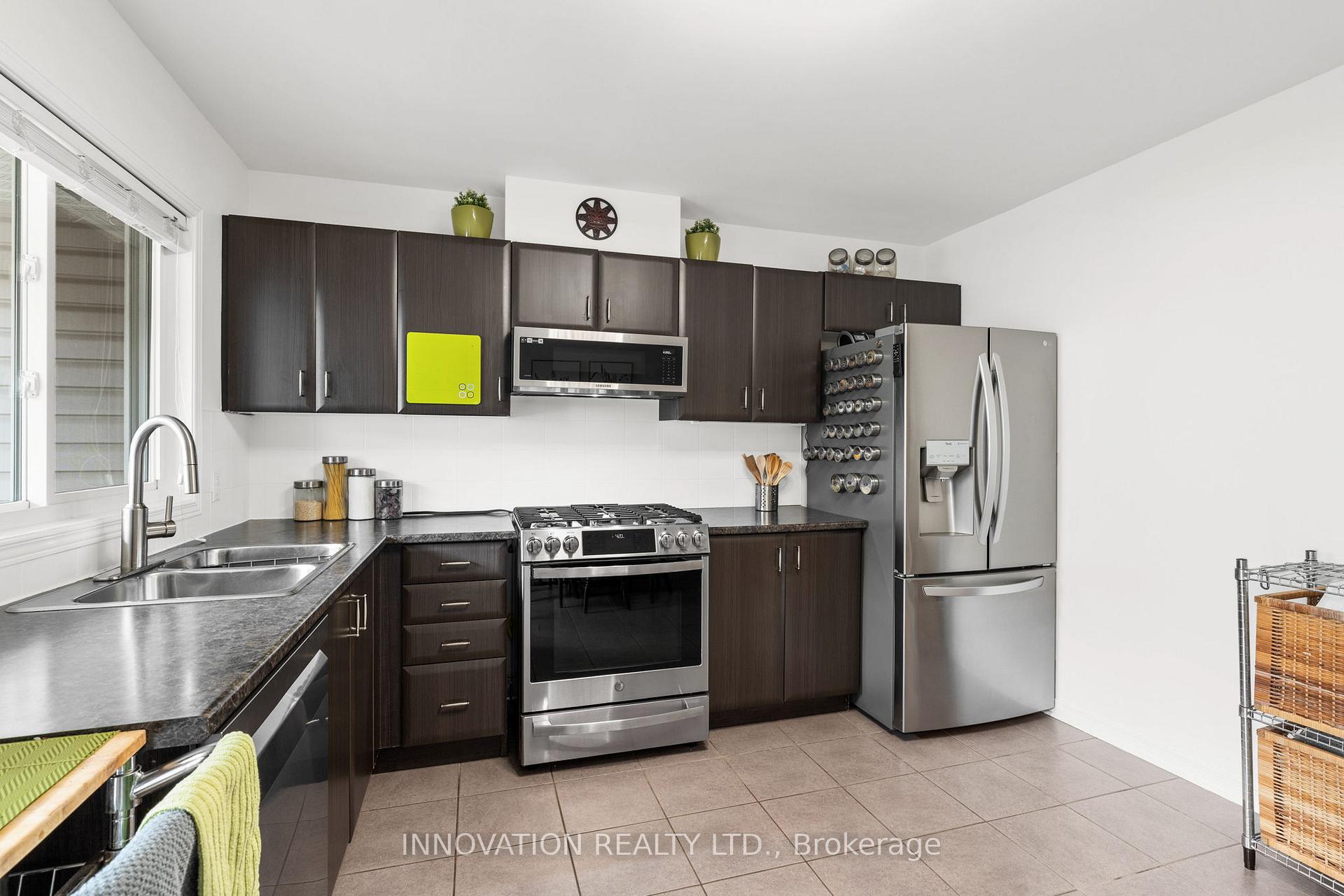 Photo 12 of Unit B, 3502 River Run Avenue, Ottawa, Barrhaven - Half Moon Bay — HOMEH