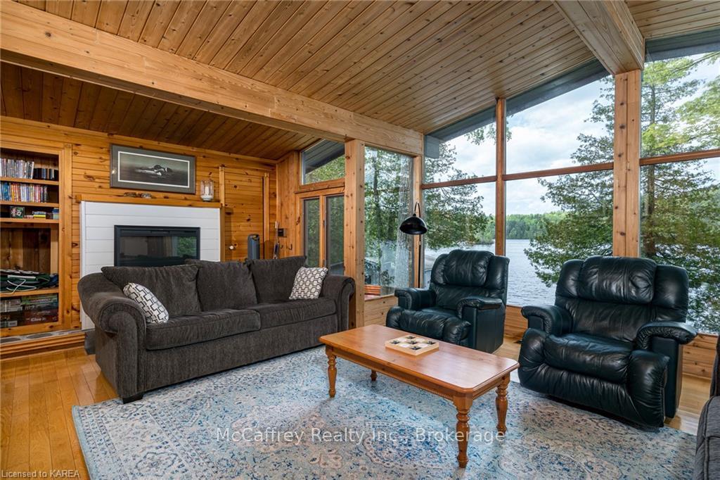 Photo 5 of Unit A, 1028 Shoepack Lane, Frontenac, Frontenac North — HOMEH