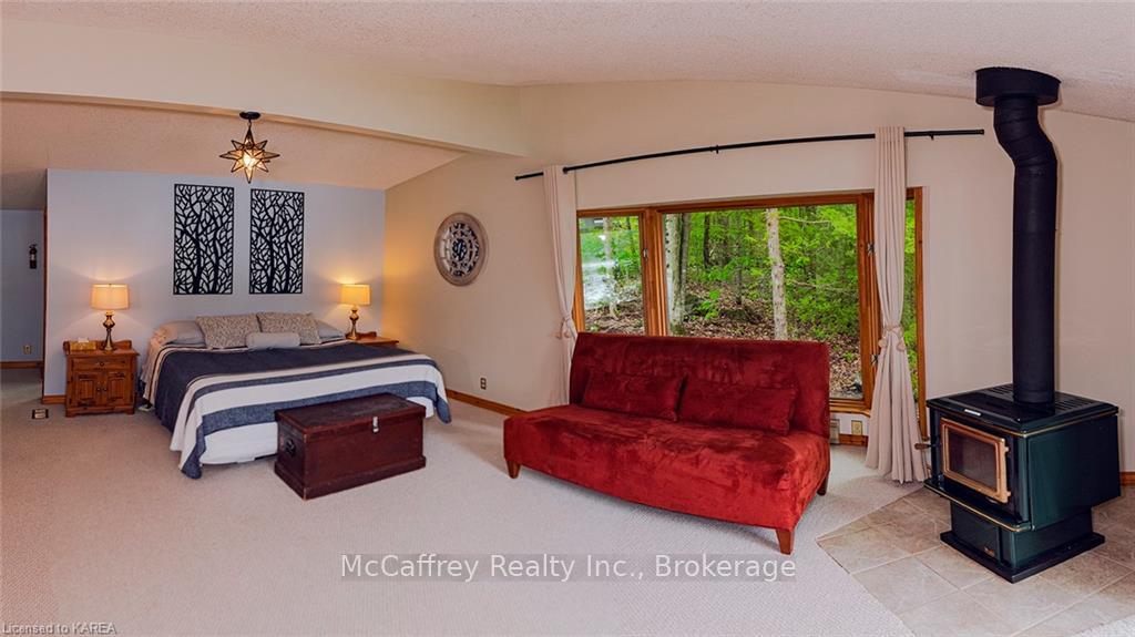 Photo 17 of Unit A, 1028 Shoepack Lane, Frontenac, Frontenac North — HOMEH