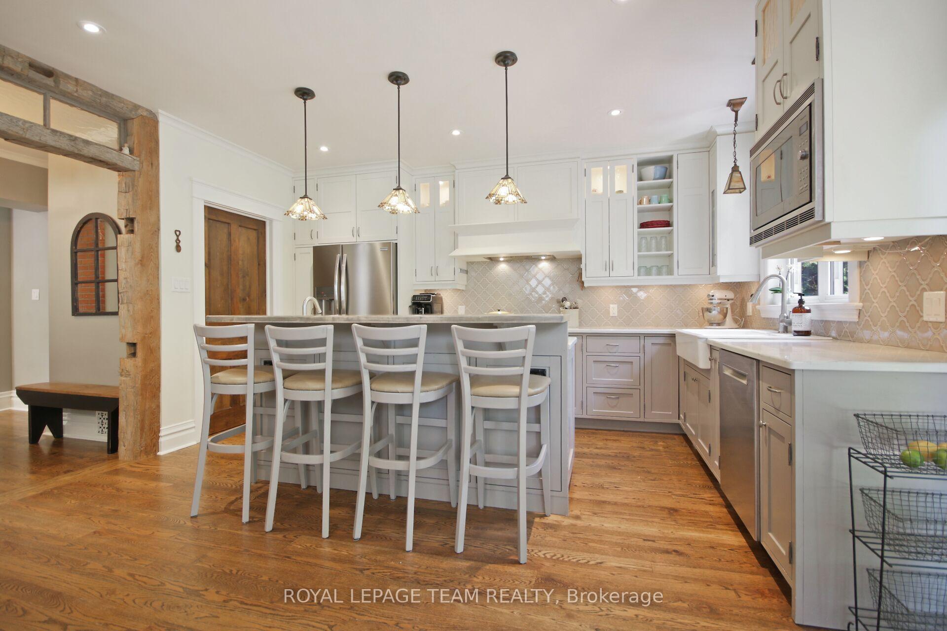 Photo 7 of 565 Westminster Avenue, Ottawa, McKellar/Highland — HOMEH