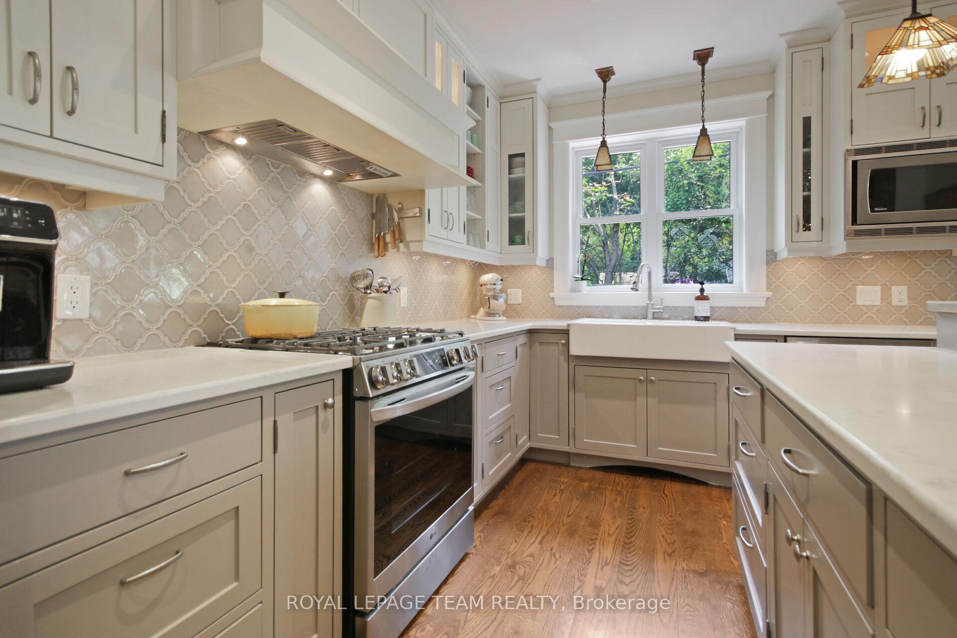 Photo 8 of 565 Westminster Avenue, Ottawa, McKellar/Highland — HOMEH
