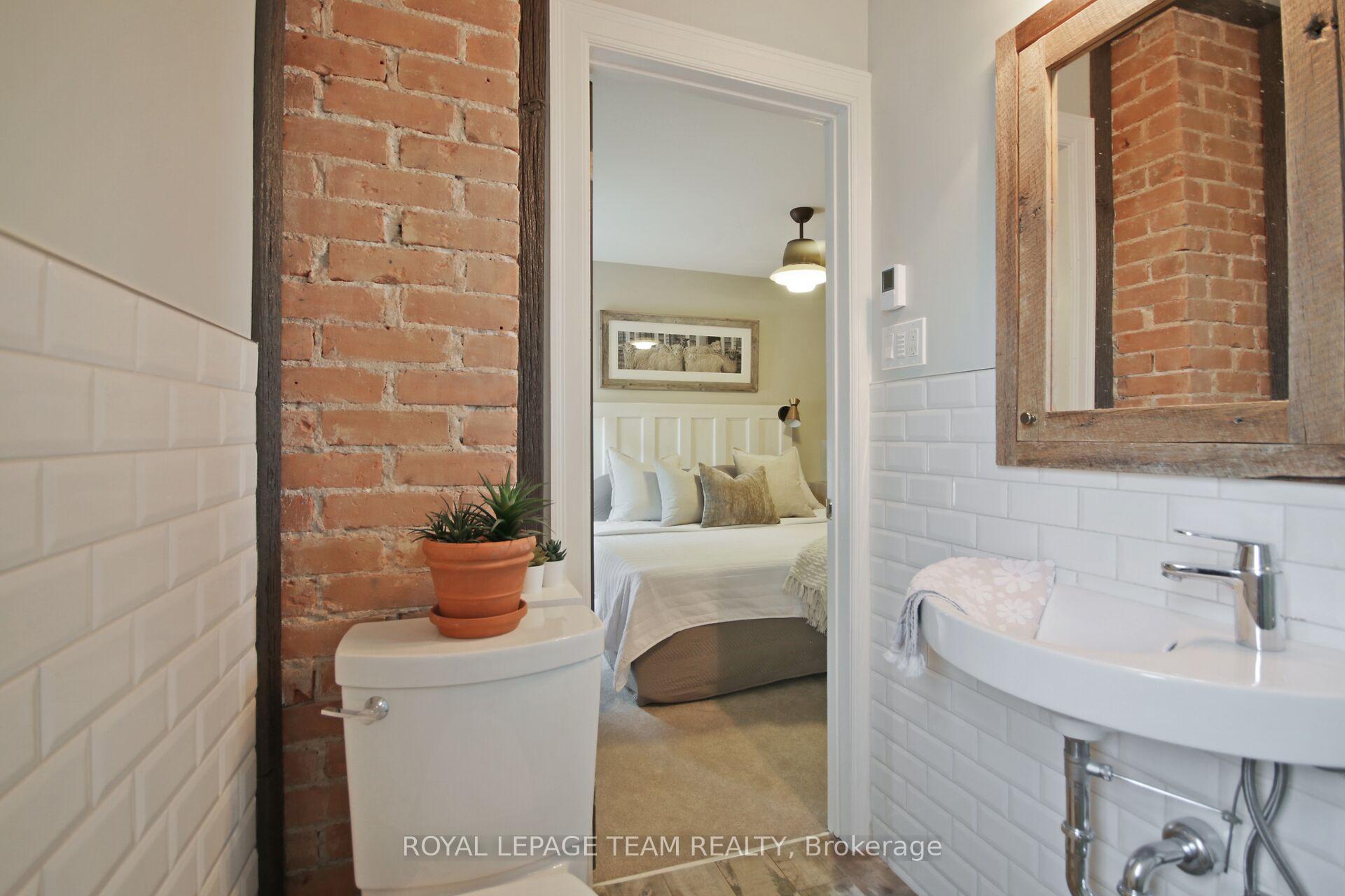 Photo 25 of 565 Westminster Avenue, Ottawa, McKellar/Highland — HOMEH