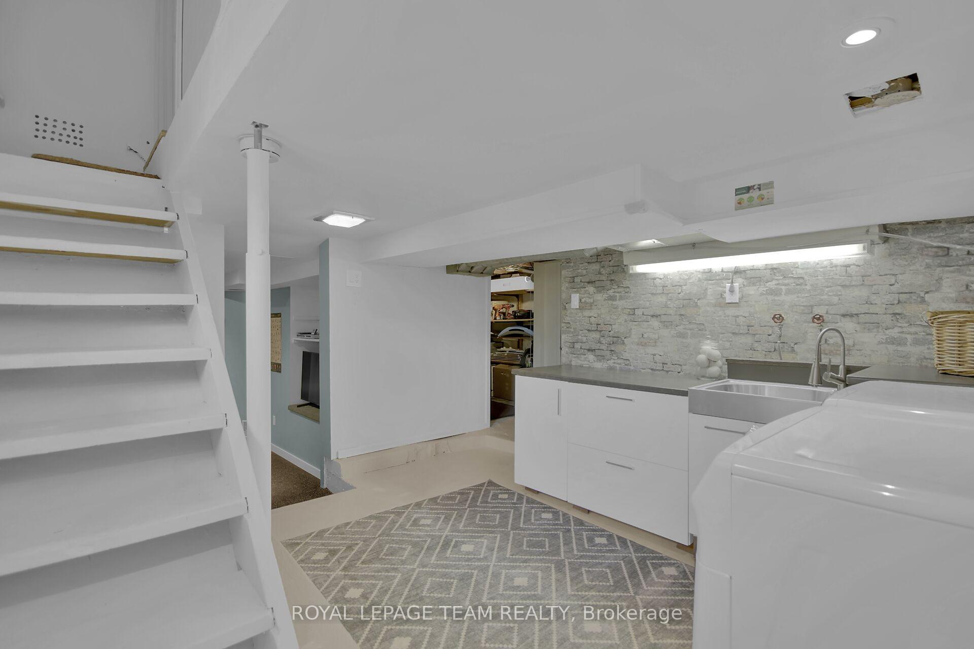Photo 41 of 565 Westminster Avenue, Ottawa, McKellar/Highland — HOMEH
