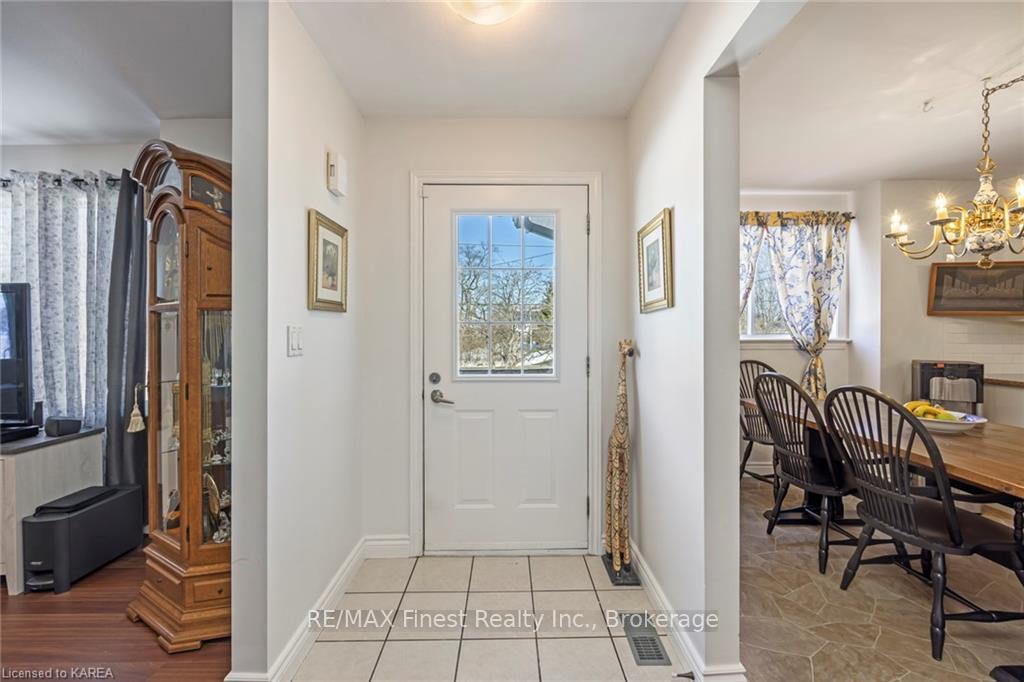 Photo 3 of 3657 Greenfield Road, Frontenac, Frontenac South — HOMEH