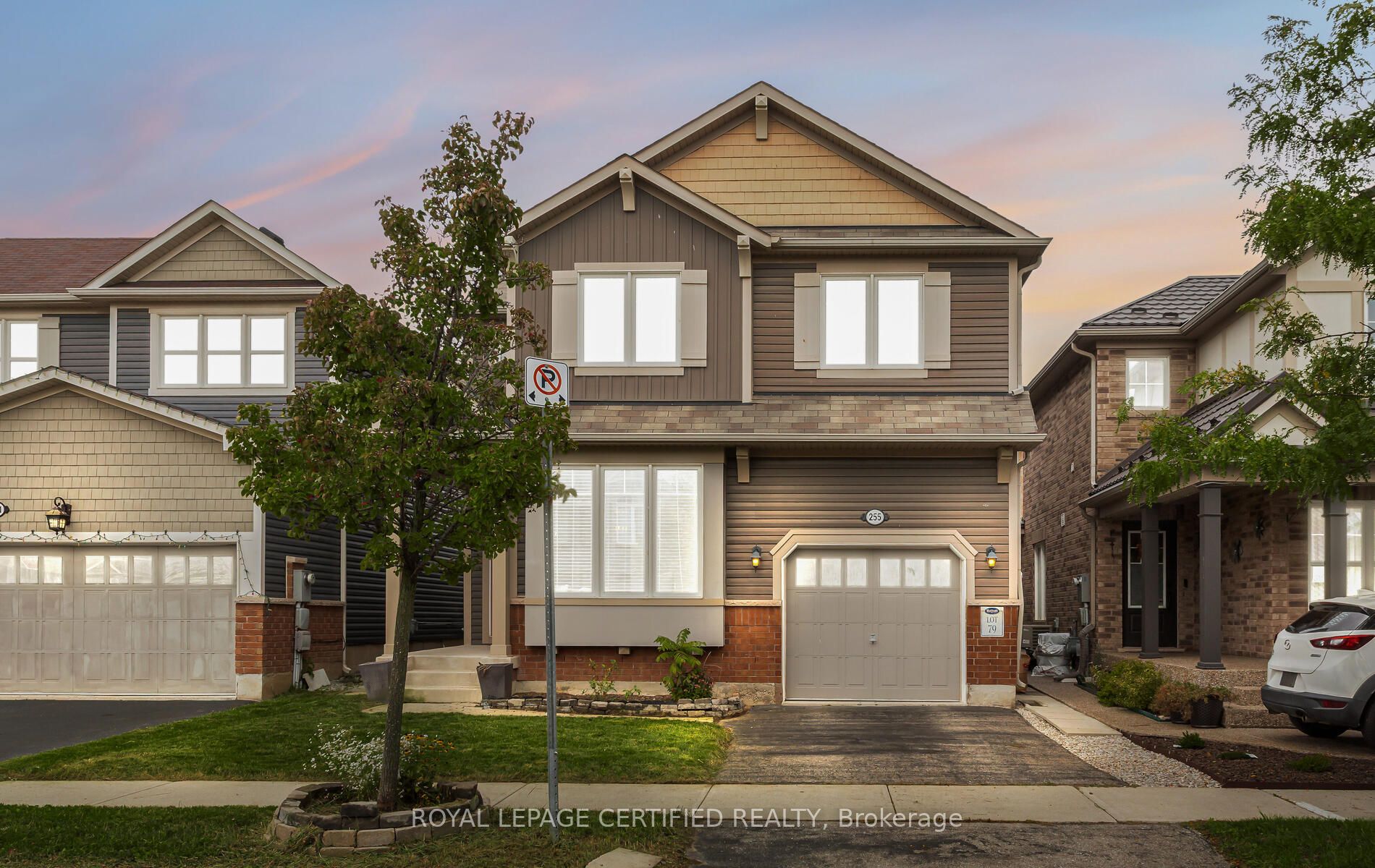 Photo 2 of 255 Cochrane Terrace, Milton, Willmott — HOMEH