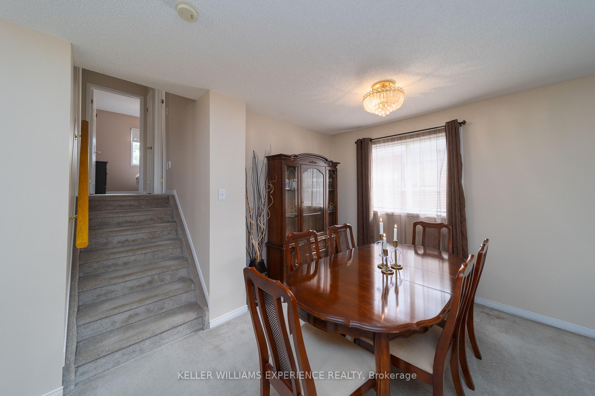 Photo 5 of 32 Lucas Avenue, Barrie, Holly — HOMEH