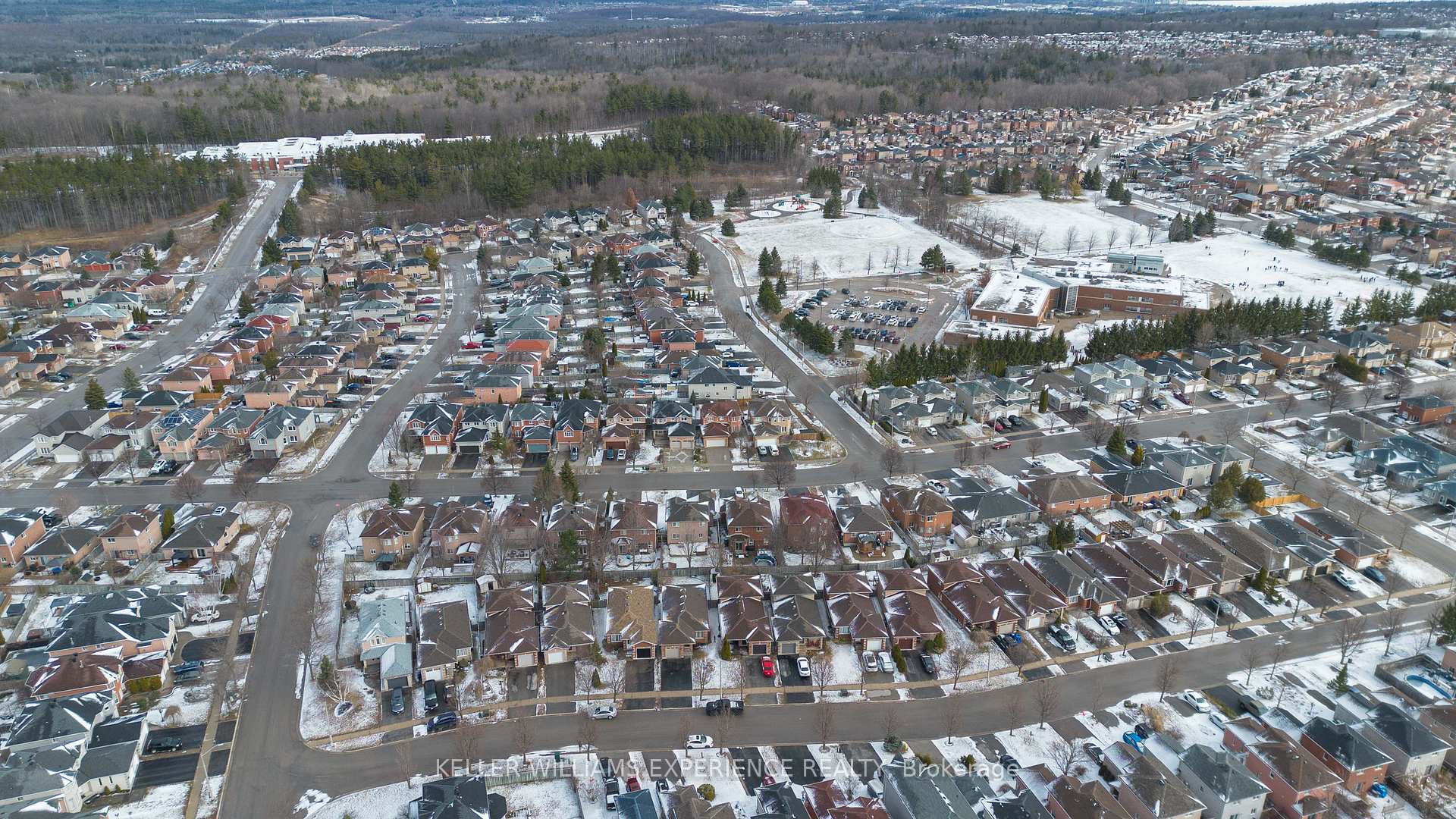 Photo 30 of 32 Lucas Avenue, Barrie, Holly — HOMEH