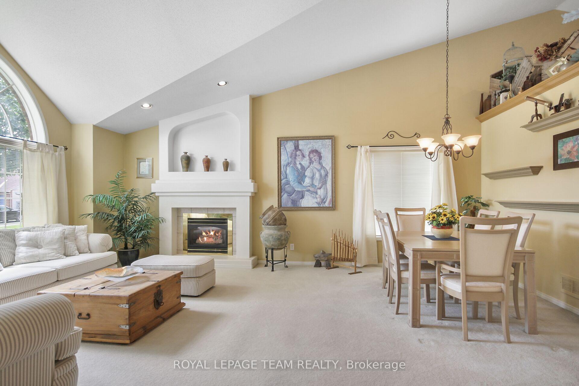 Photo 4 of 21 Windchime Crescent, Ottawa, Barrhaven East — HOMEH