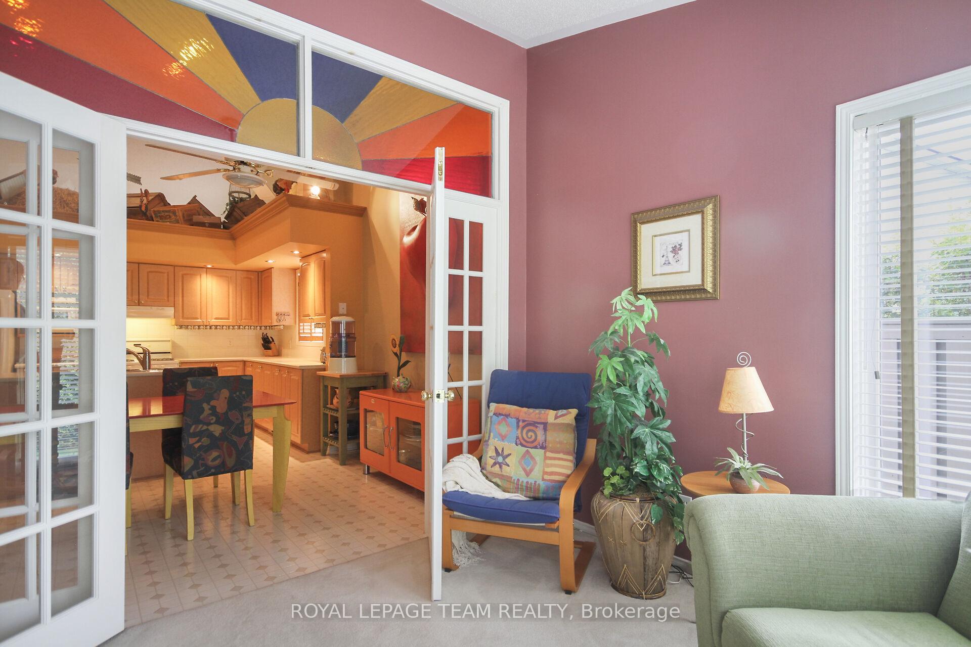 Photo 15 of 21 Windchime Crescent, Ottawa, Barrhaven East — HOMEH
