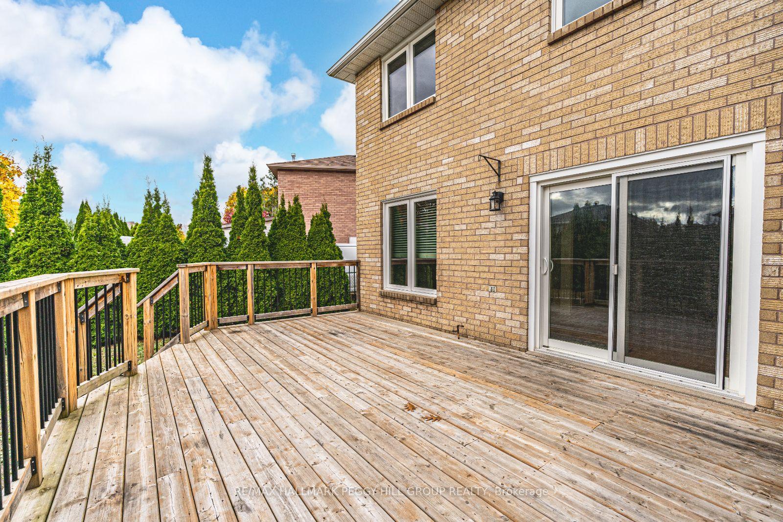 Photo 15 of 69 Delaney Crescent, Barrie, Northwest — HOMEH